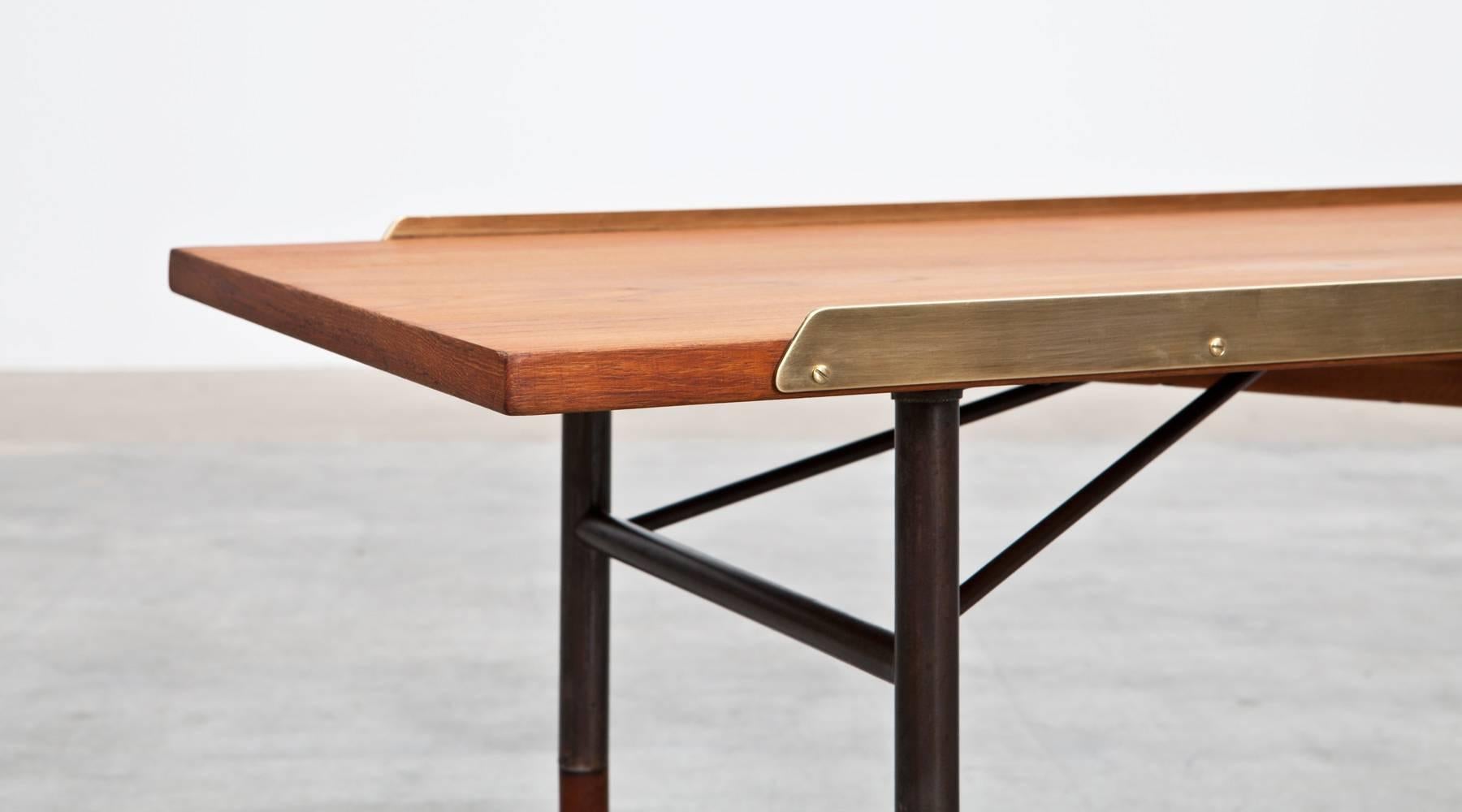 Mid-Century Modern Finn Juhl Coffee Table or Bench For Sale