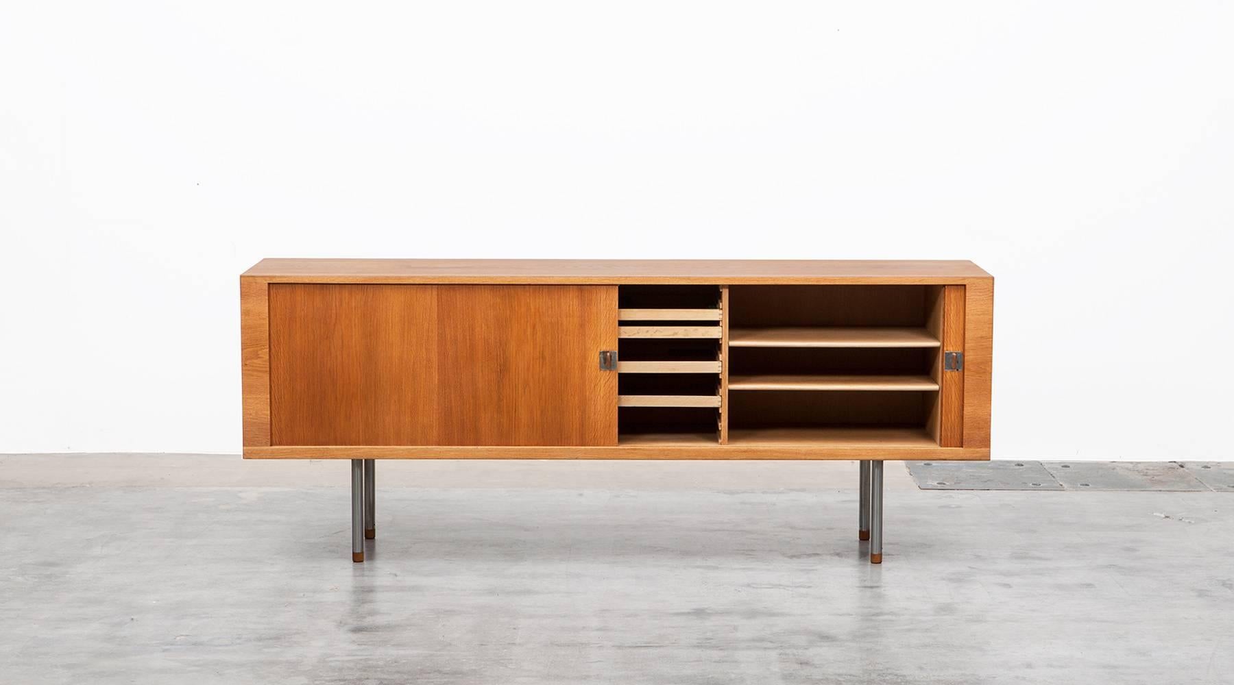 hans wegner sideboard