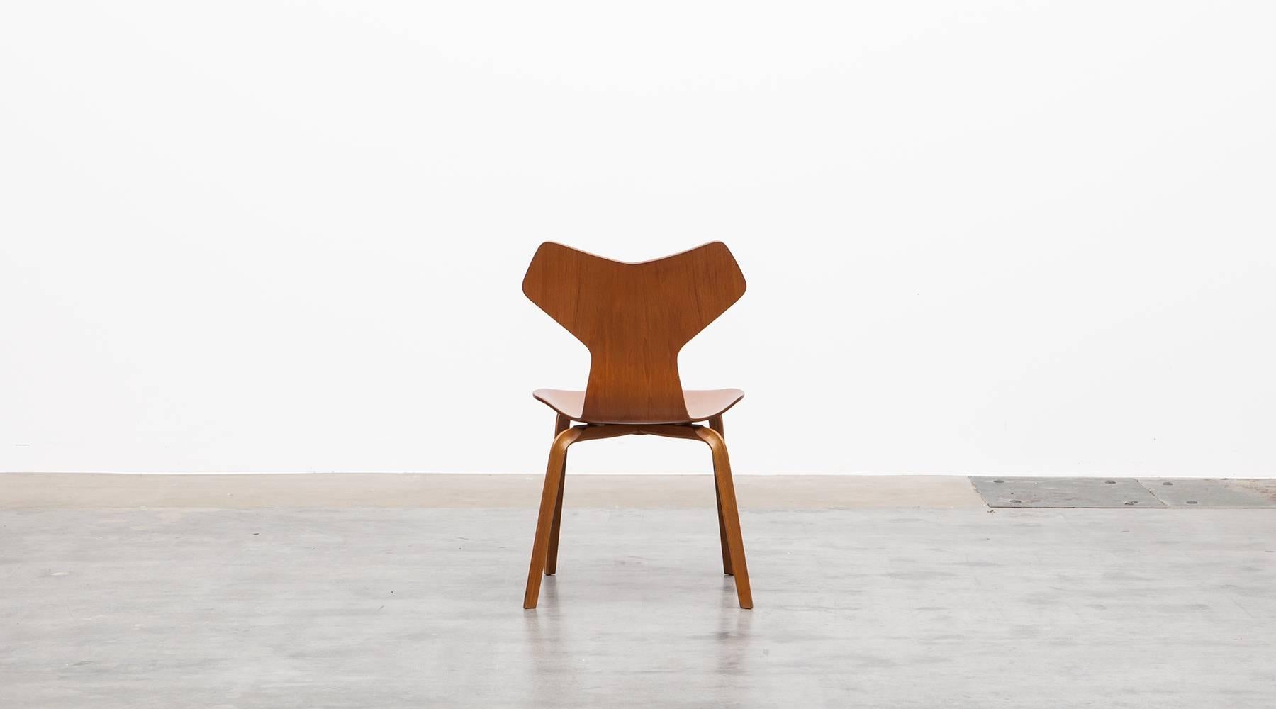 Mid-20th Century Set of Six Arne Jacobsen Grand Prix Chairs in Teak