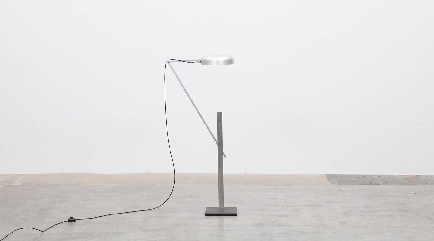 Mid-Century Modern 1950s iron and aluminum Floor Lamp by Fridtjof Schliephacke  For Sale