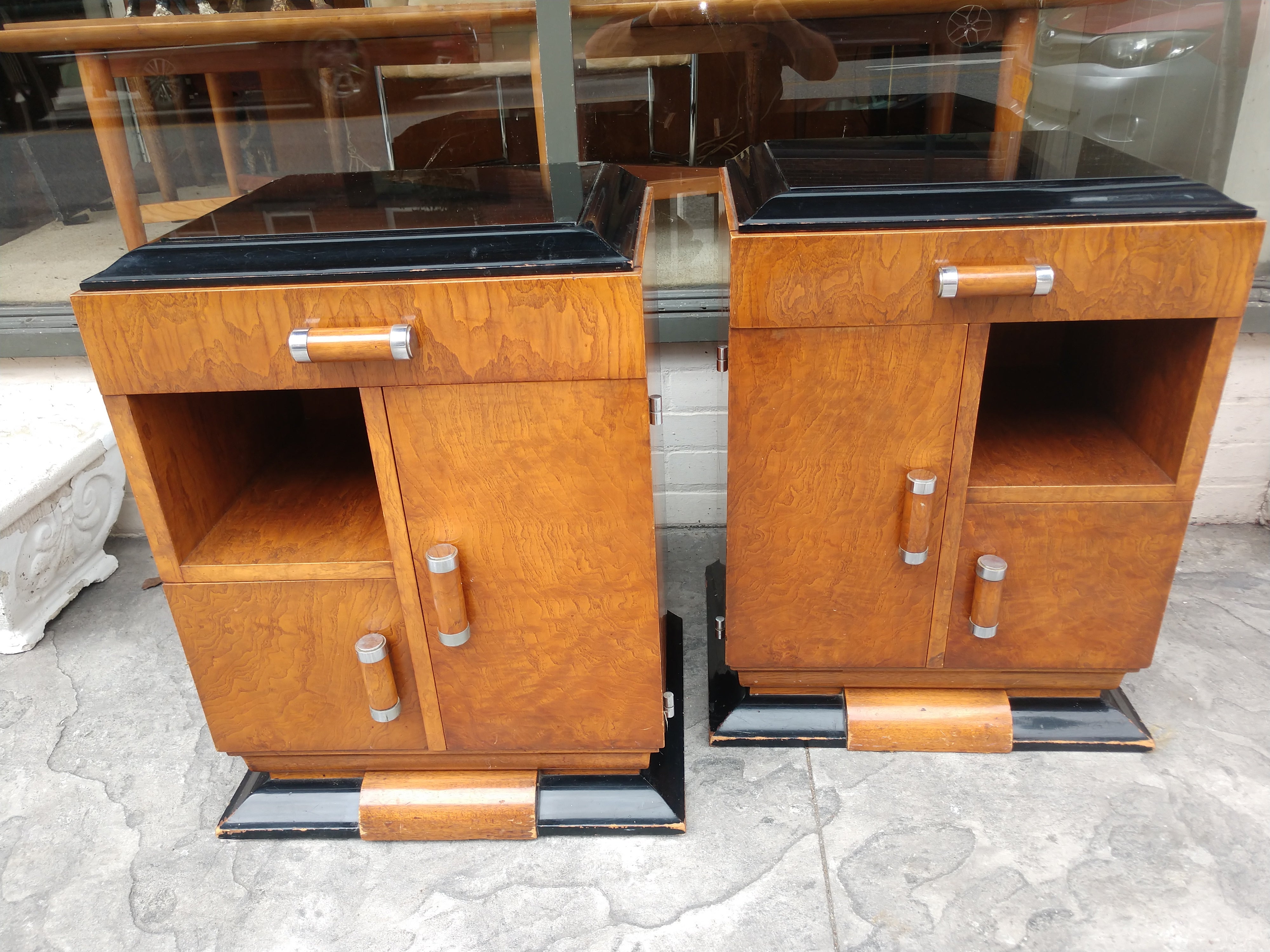 Pair of French Art Deco Burl Wood Night Tables For Sale