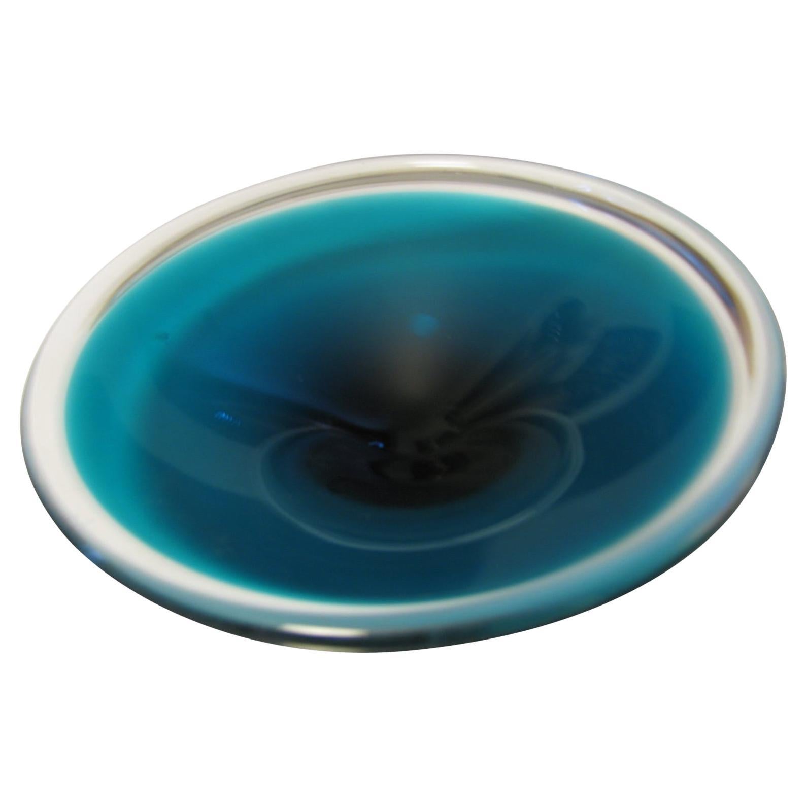 Mid-Century Modern Flygsfors Coquille Art Glass Bowl For Sale