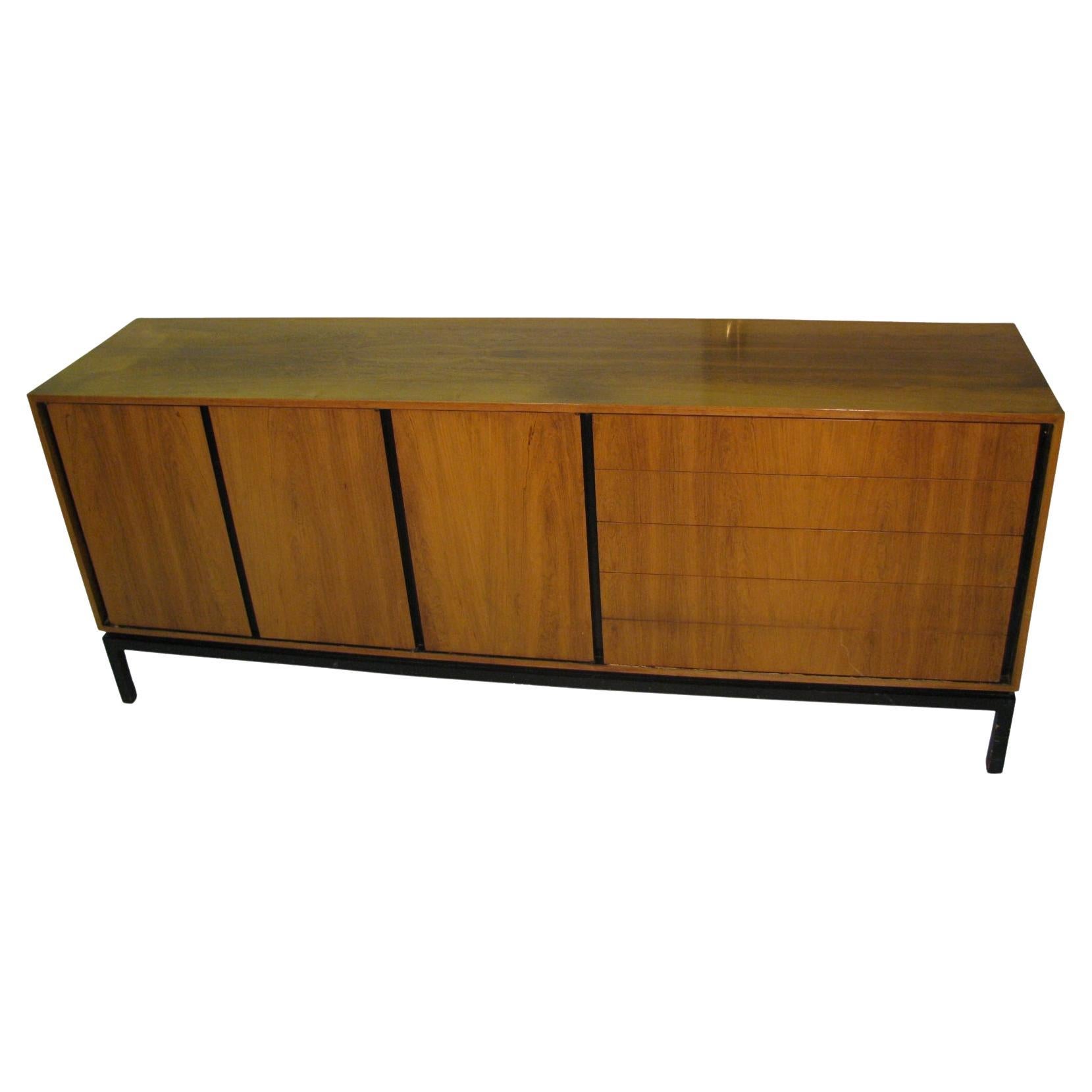 Mid-Century Modern Rosewood Long 11 Drawer Dresser attributed to Edward Wormley For Sale