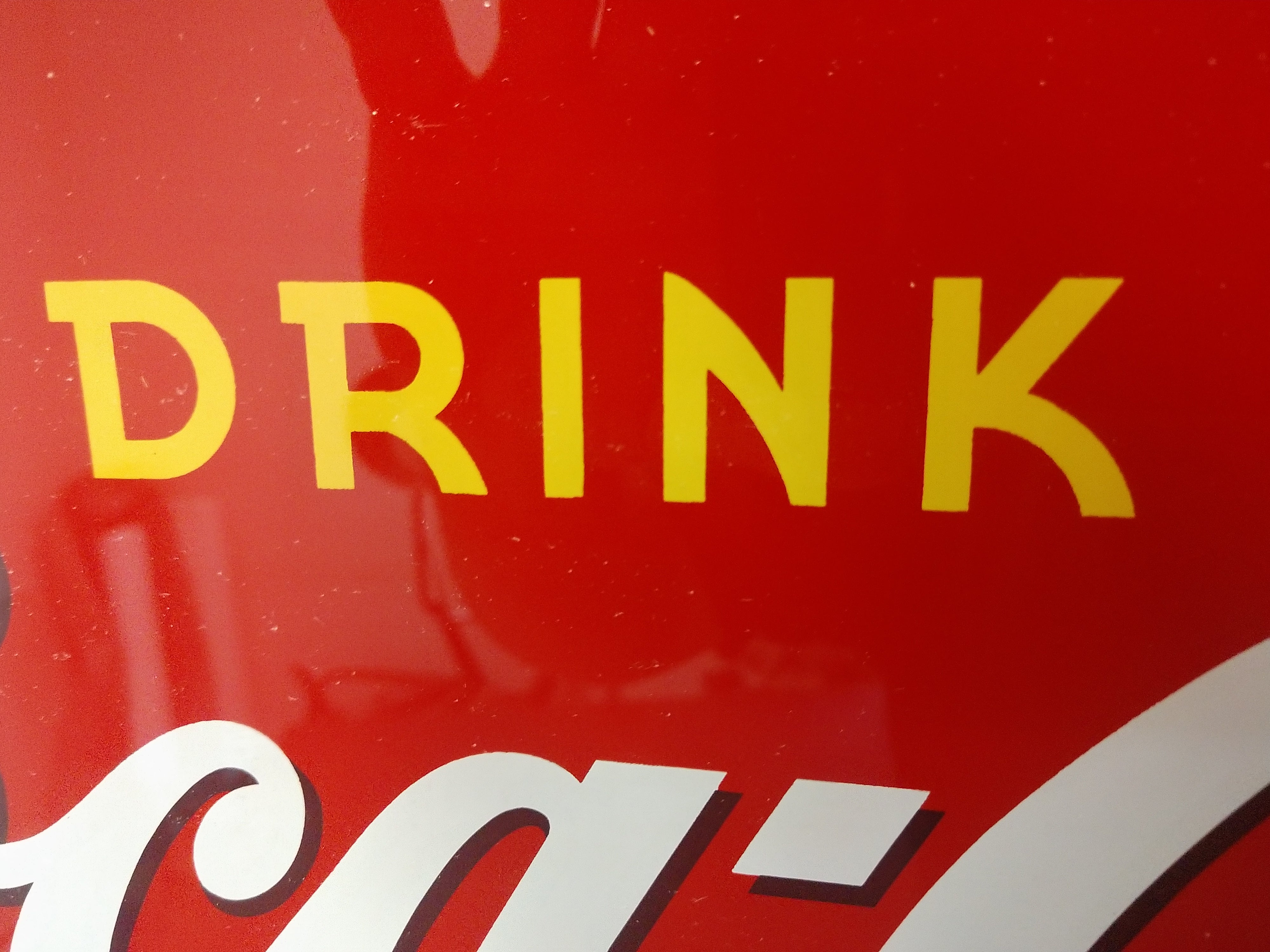 coca cola logo backwards