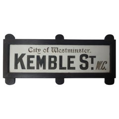 Verre à lait de la fin du 19e siècle London England Westminister Kemble Street Signe