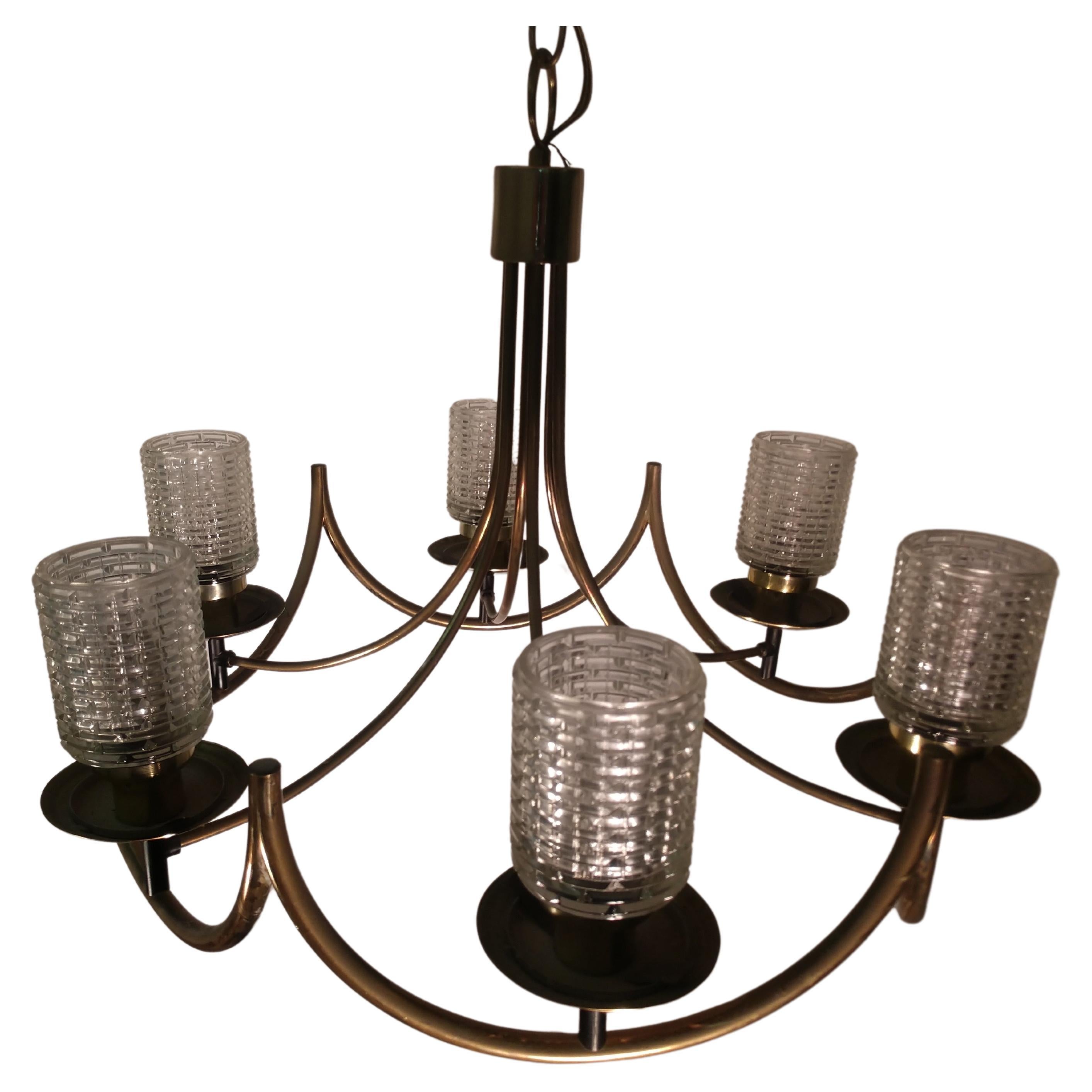 Mid-Century Modern Lightolier Brass with Cast Glass Shades Chandelier In Good Condition For Sale In Port Jervis, NY