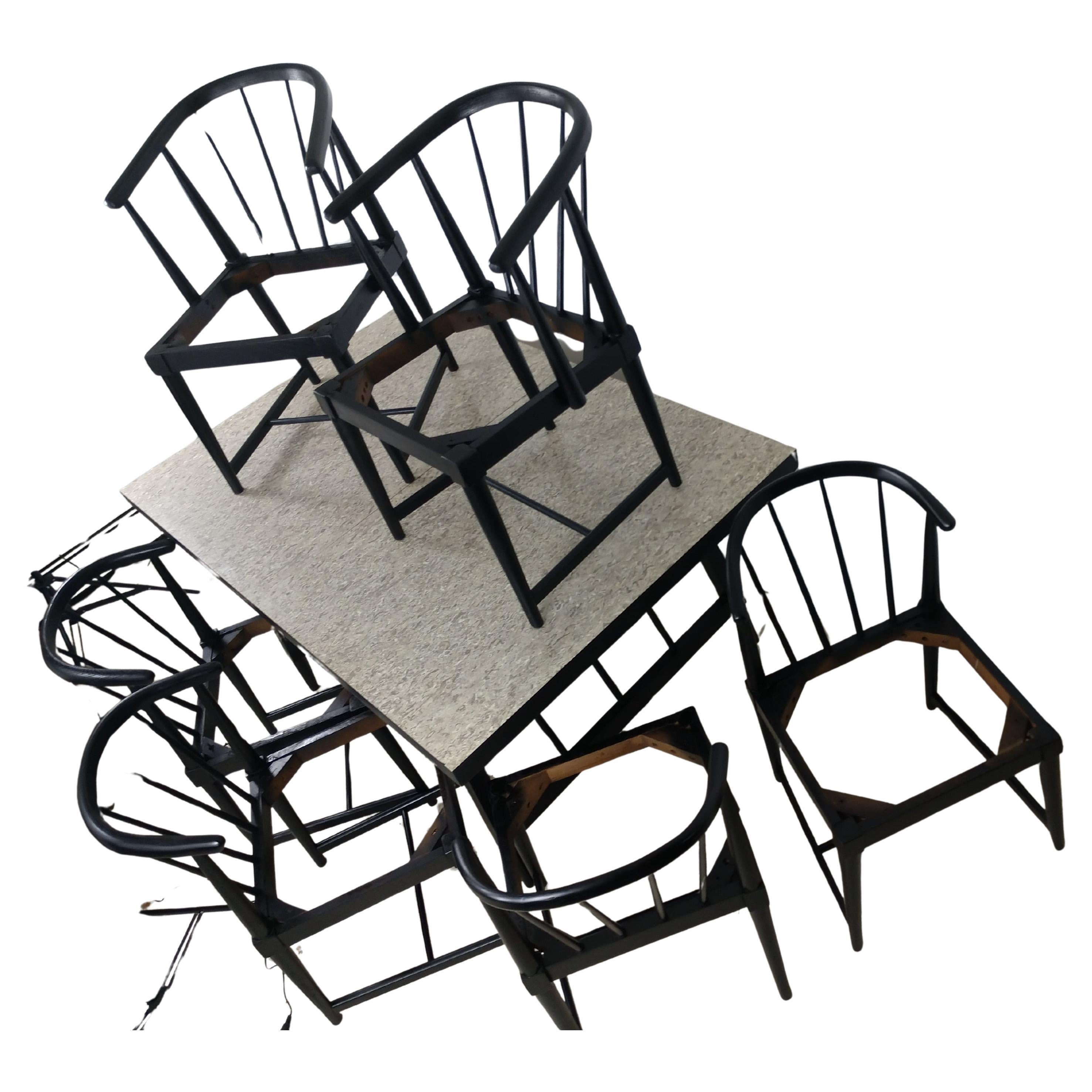 Mid-Century Modern Dining Table w 6 Barrelback Chairs & Three Leafs by Mengel