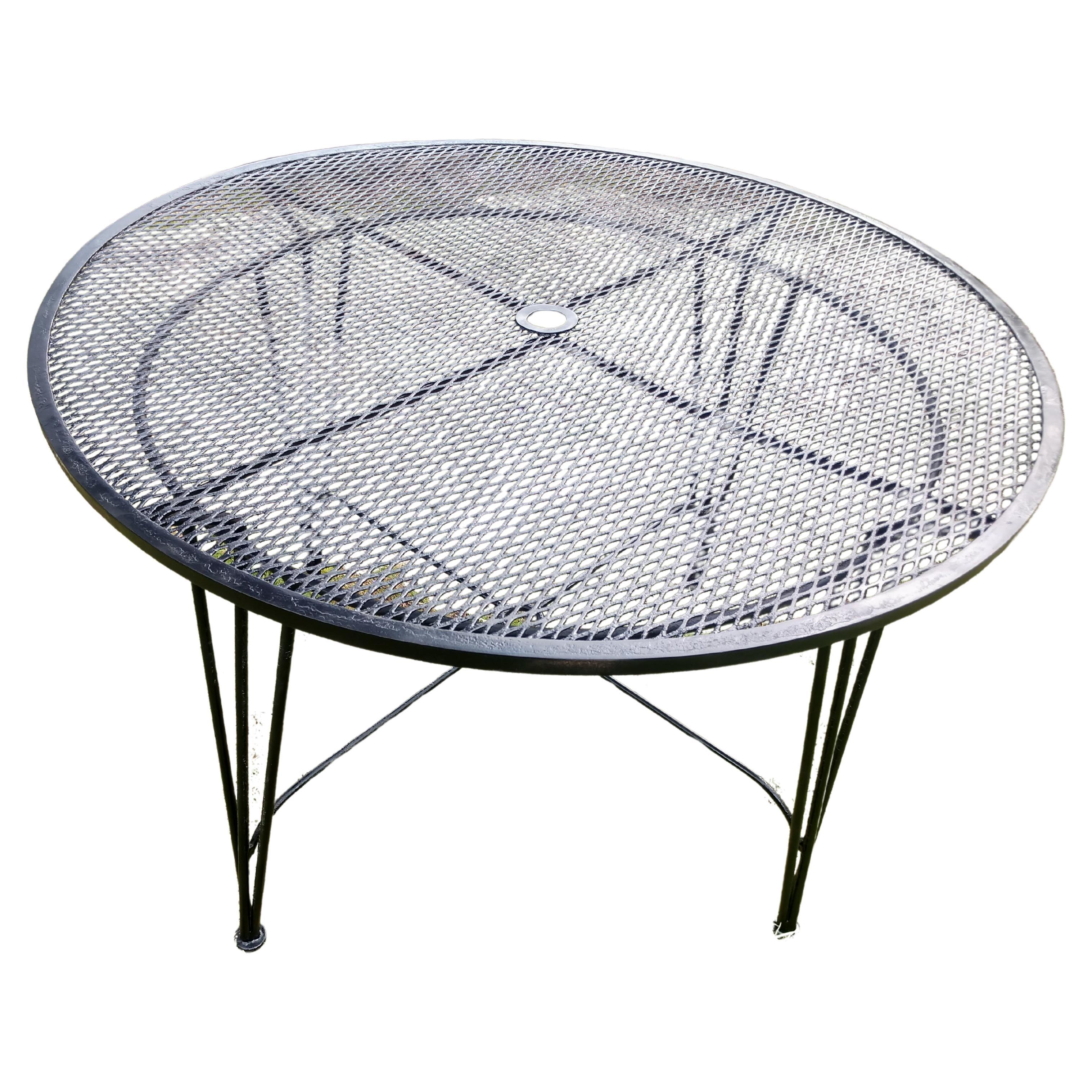 modern round patio table