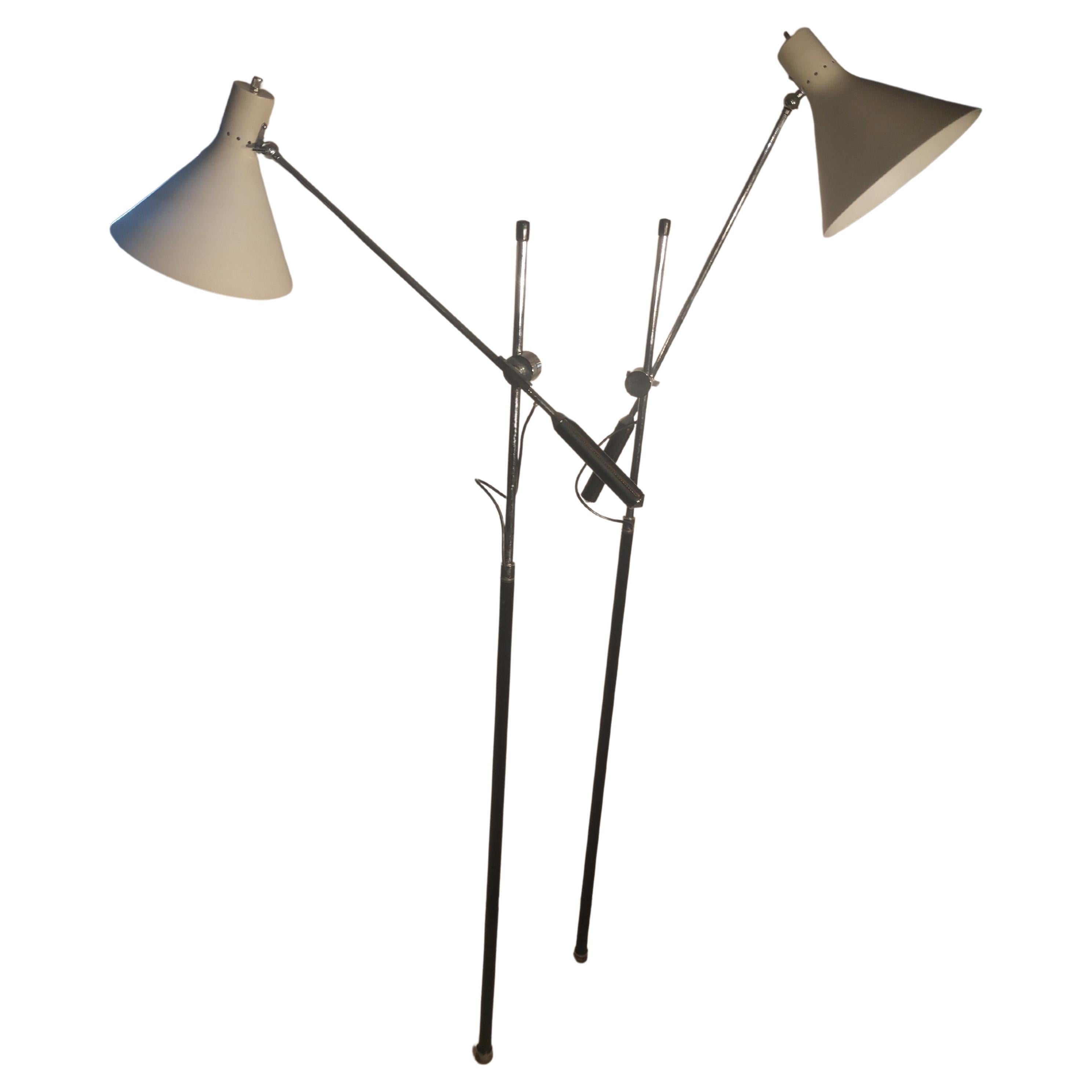 Paire de lampadaires Arredoluce mi-siècle moderne, Italie en vente