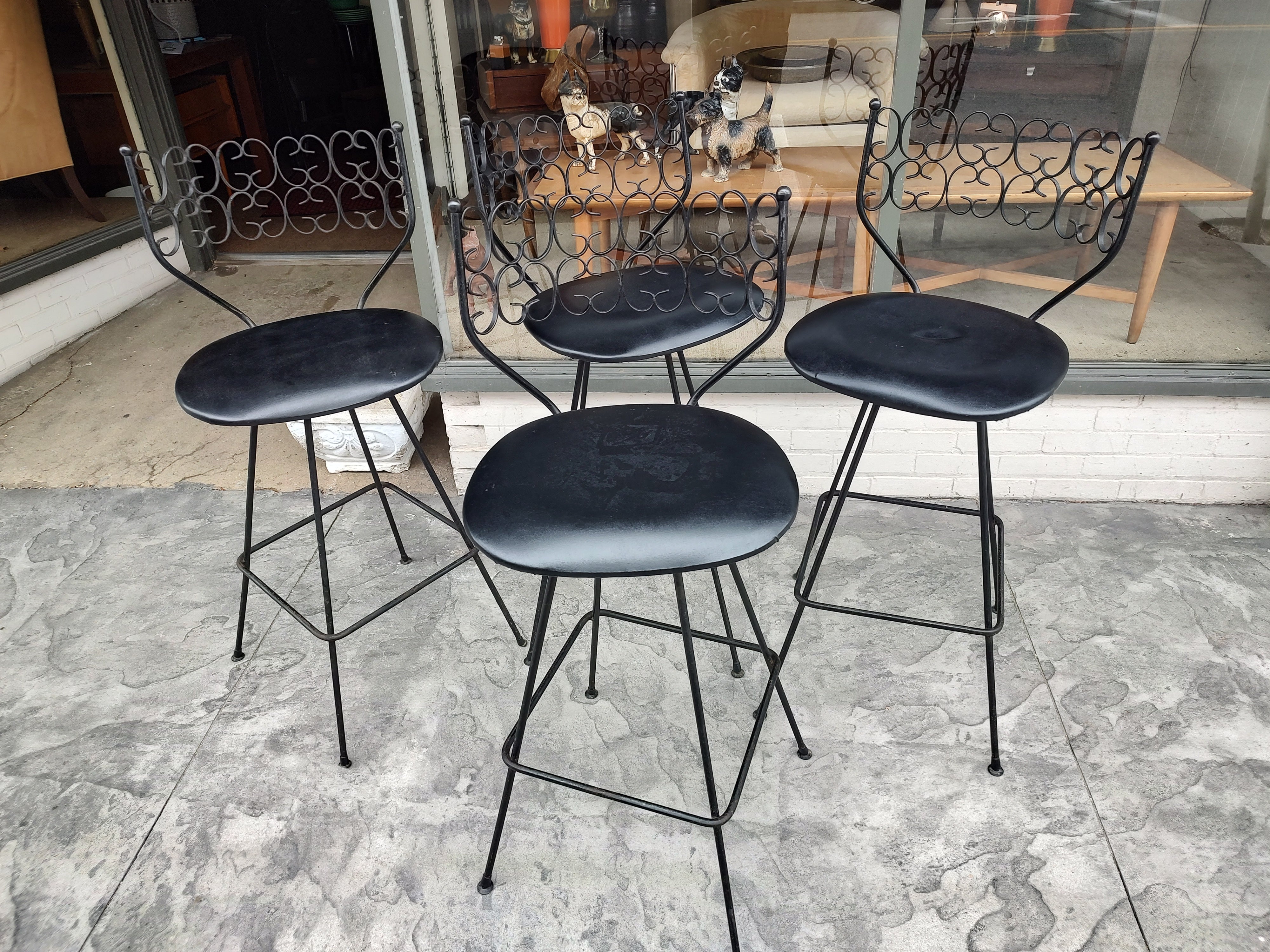 Painted Mid-Century Modern Set of 4 Bar Counter Swiveling Stools by Arthur Umanoff For Sale