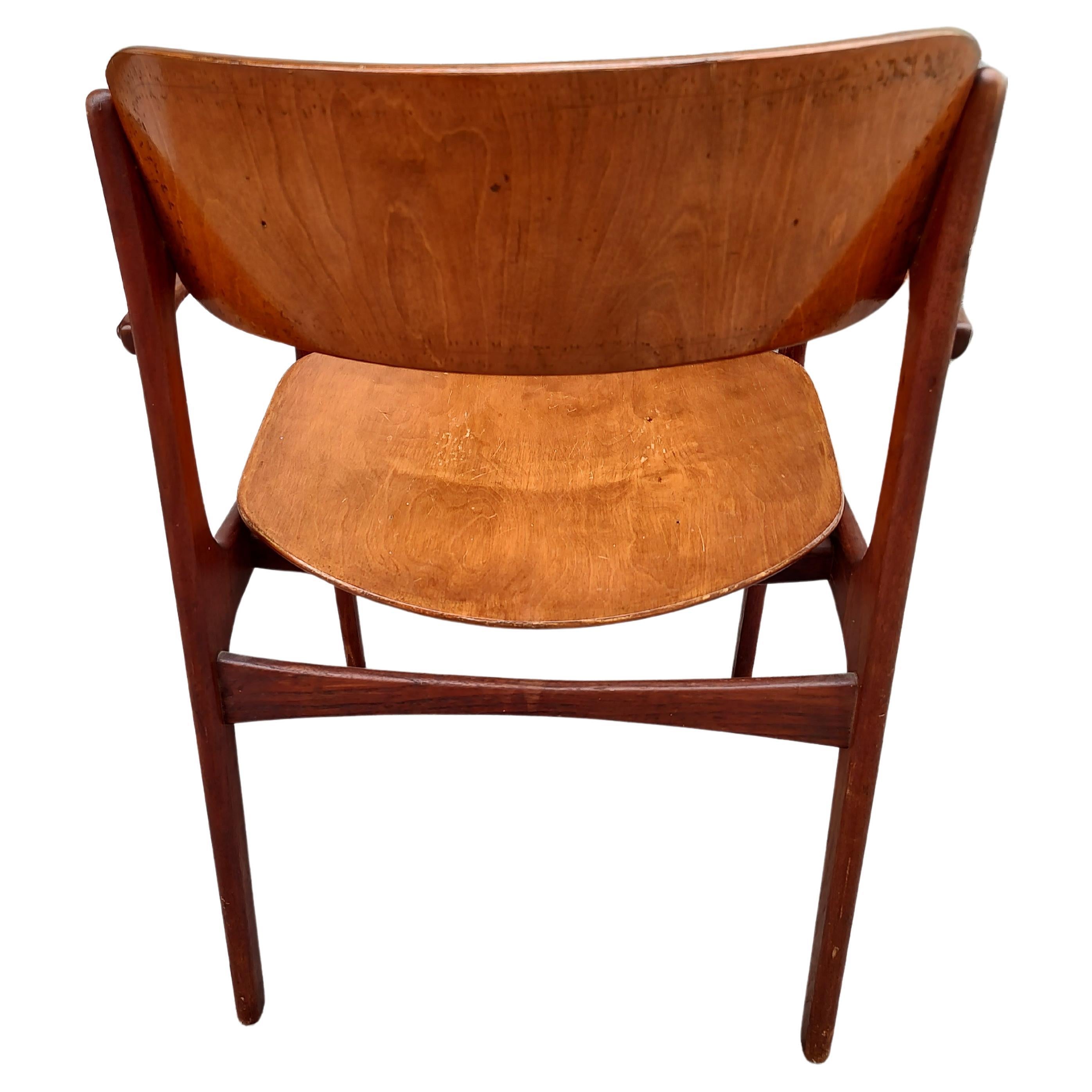 Hand-Crafted Mid Century Danish Modern Teak Dining Desk Chair by Erik Buch For Sale