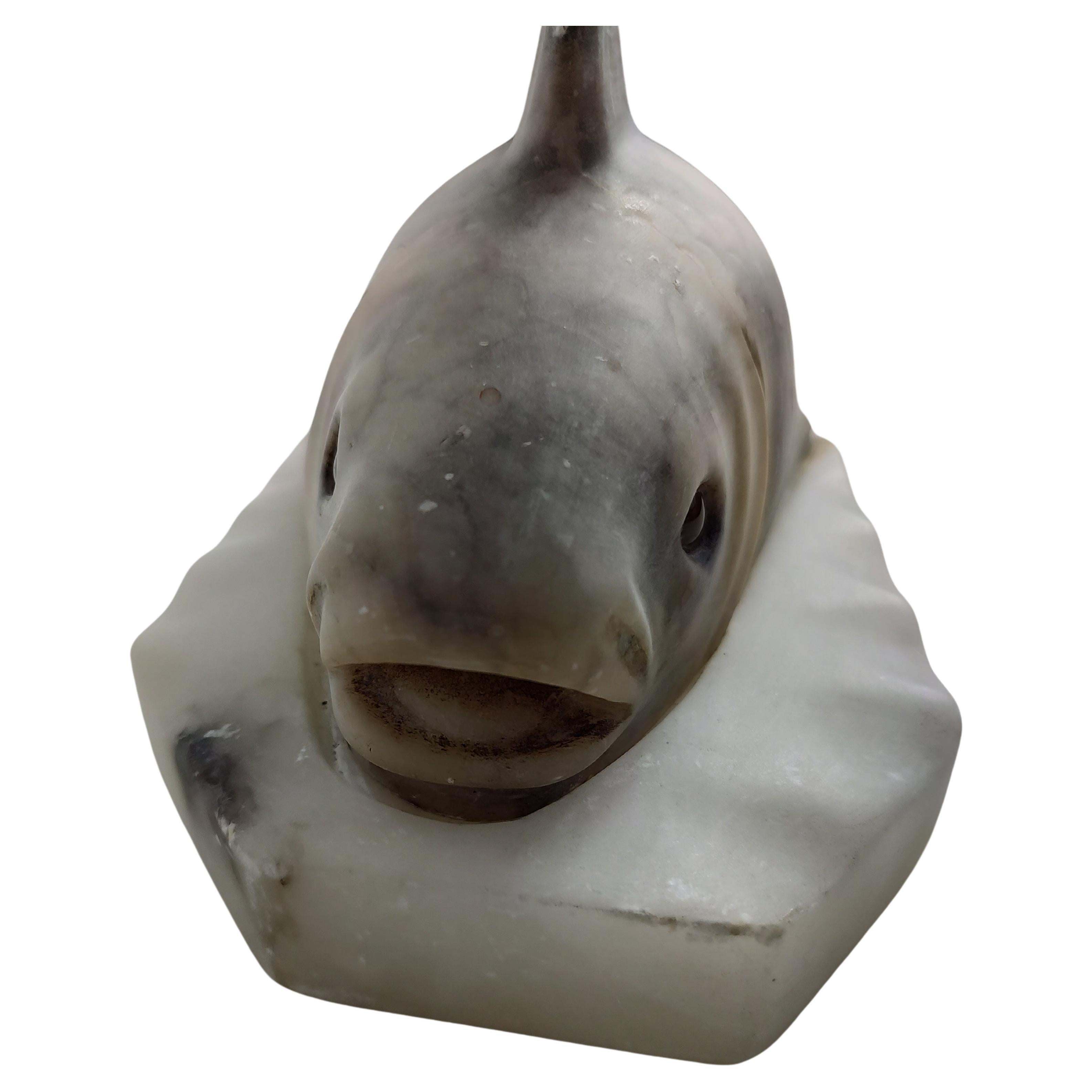 Art nouveau Lampe poisson en albâtre du milieu du siècle Lampe de chevet et d'ambiance en vente