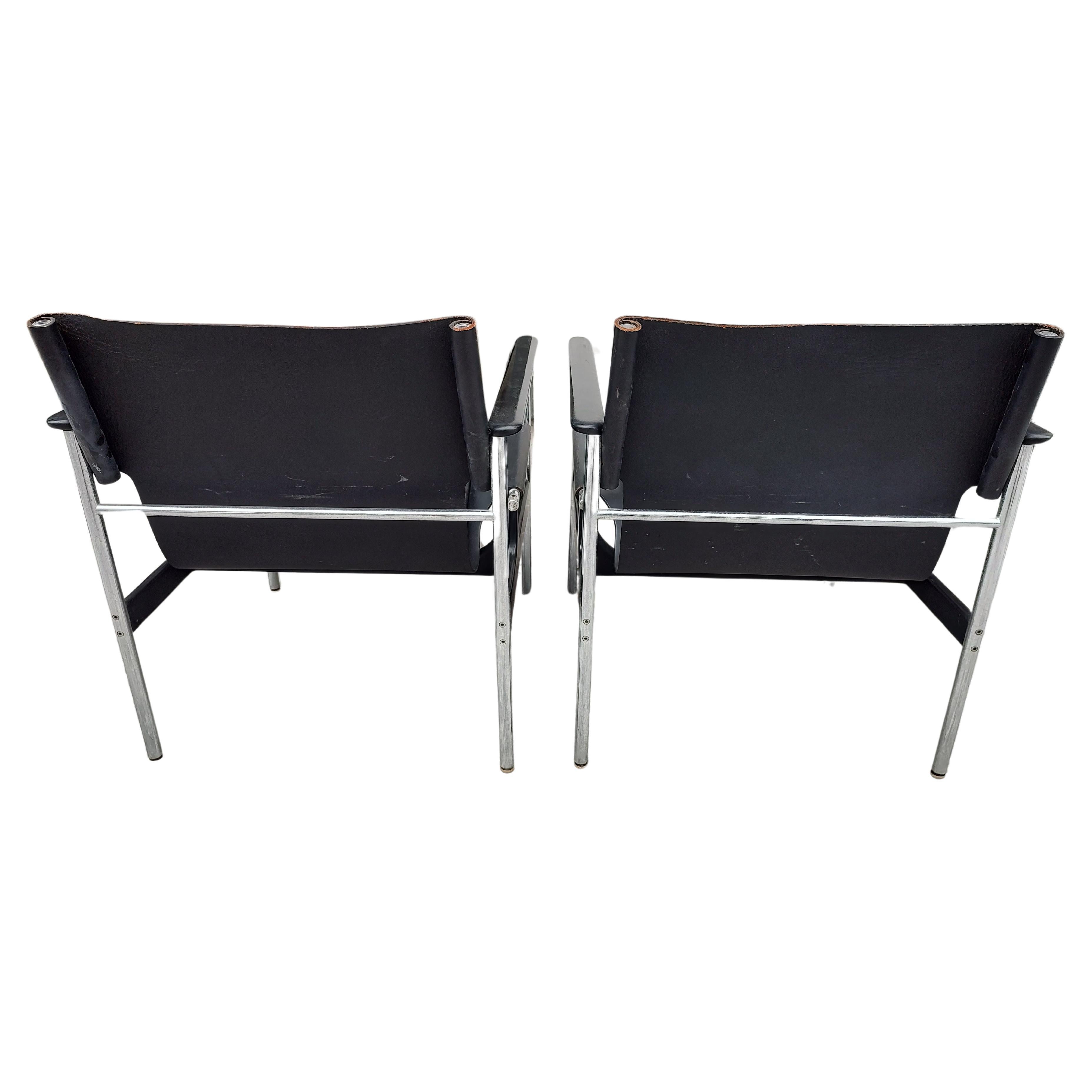 American Pair of Mid-Century Modern Sculptural Lounge Chairs 