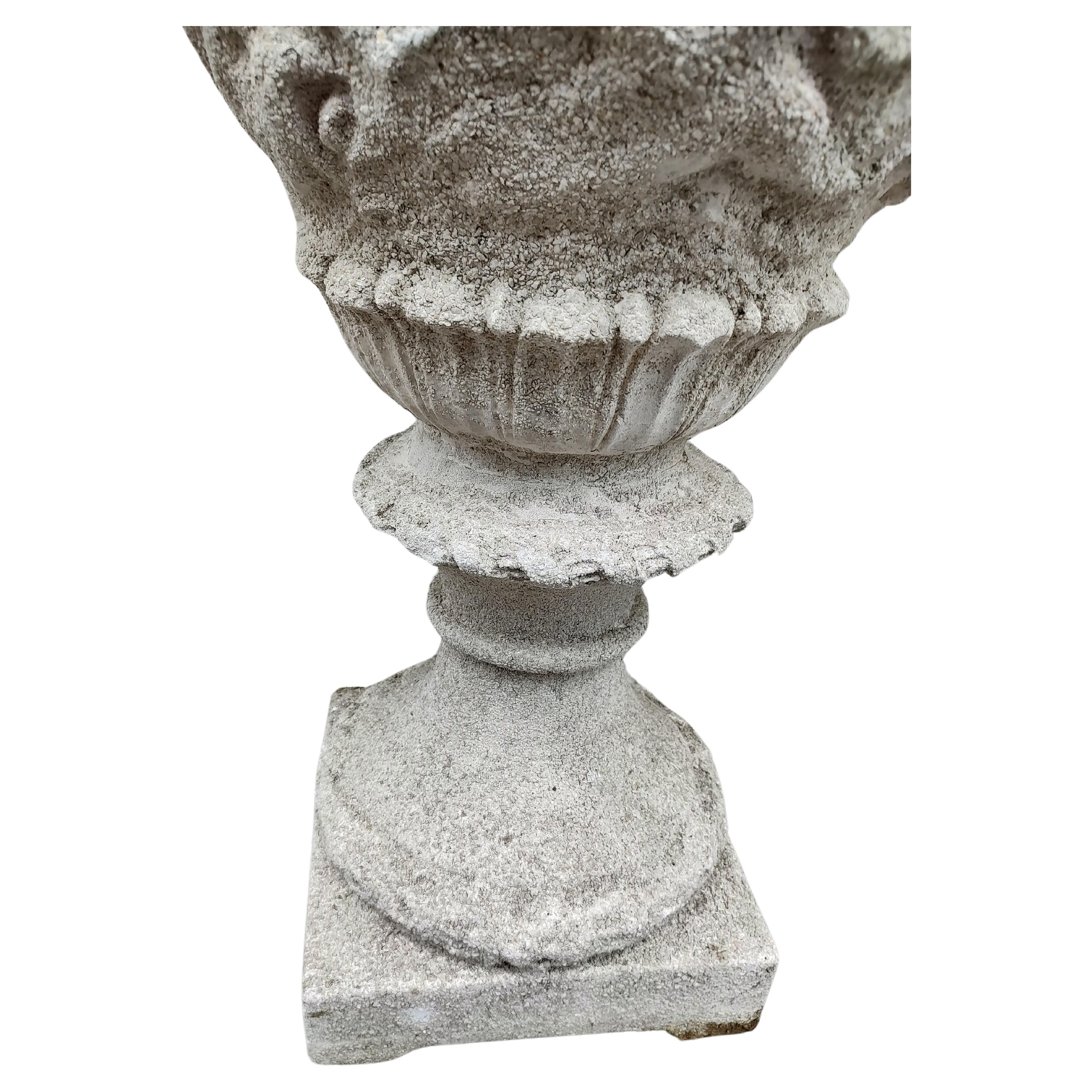 Pair of 19thC Cast Stone & Shell with Bas Relief Tall Jardineres Planters Bon état - En vente à Port Jervis, NY