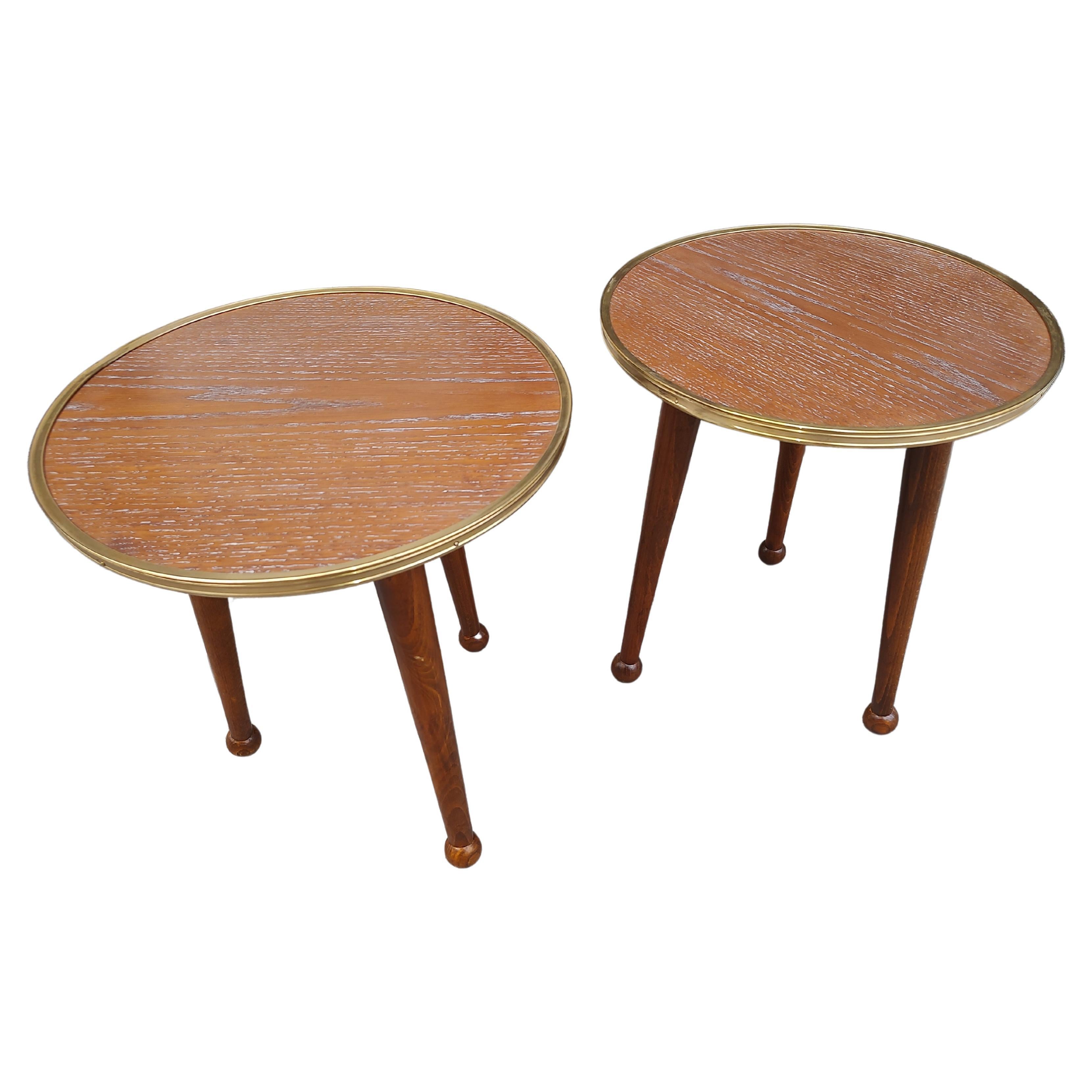 Pair of Mid-Century Modern Sculptural Cerused Oak Side End Tables For Sale