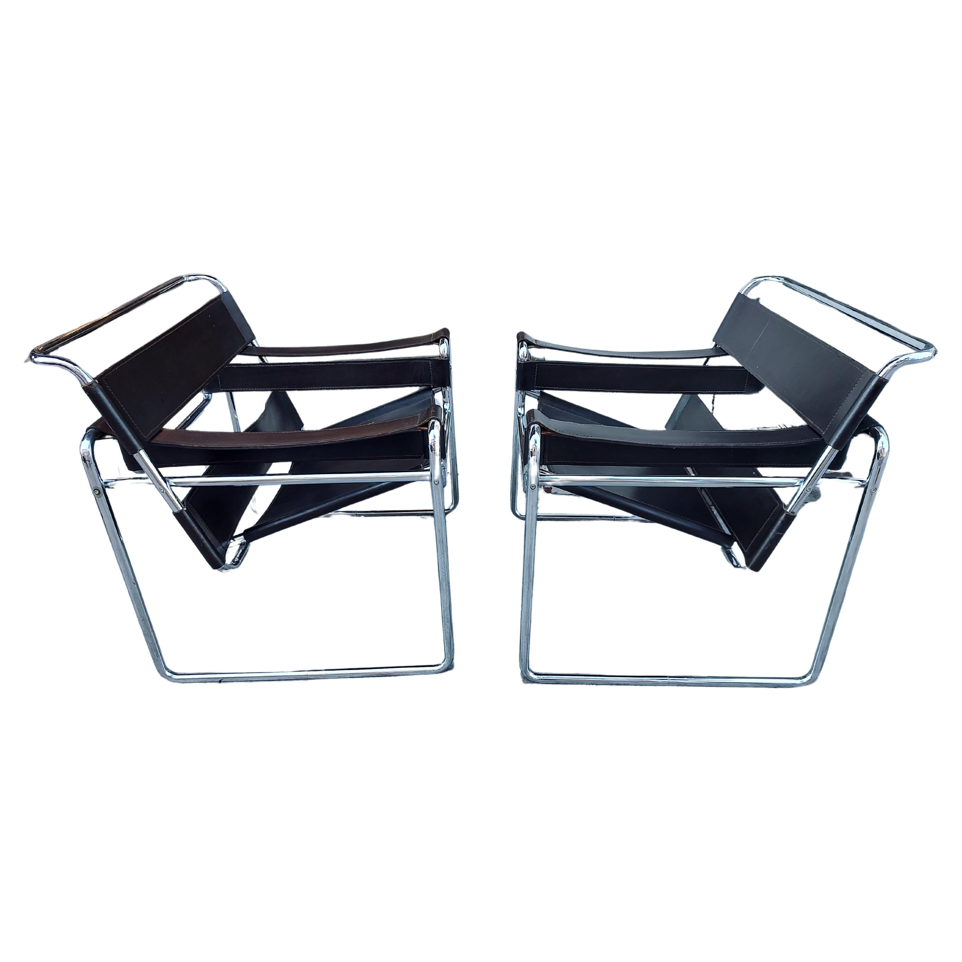 Late 20th Century Mid Century Bauhaus Pair of Wassily Chairs by Marcel Breur Gavina Stendig For Sale