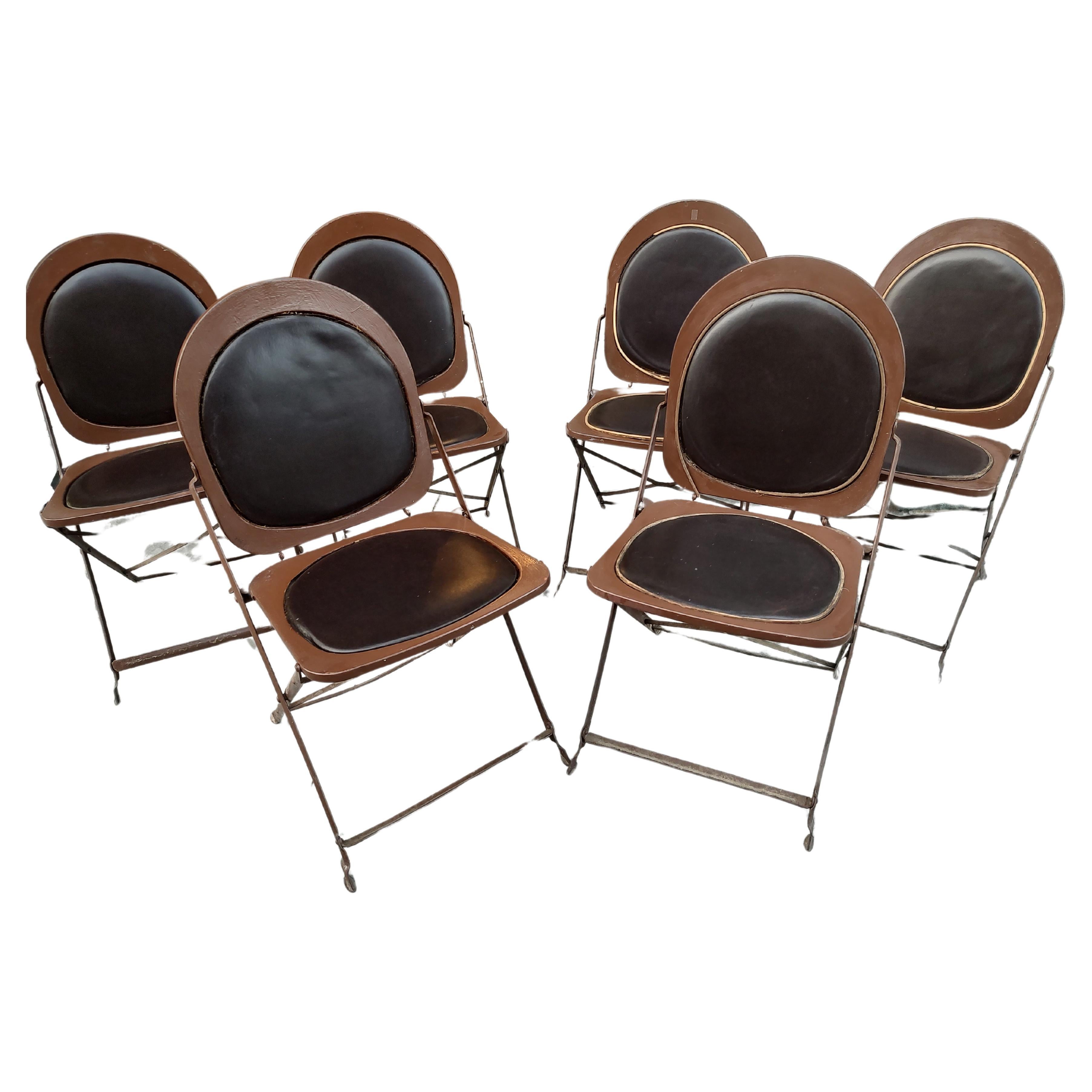 North American Set of Six Mid-Century Modern Sculptural Unique Folding Chairs For Sale