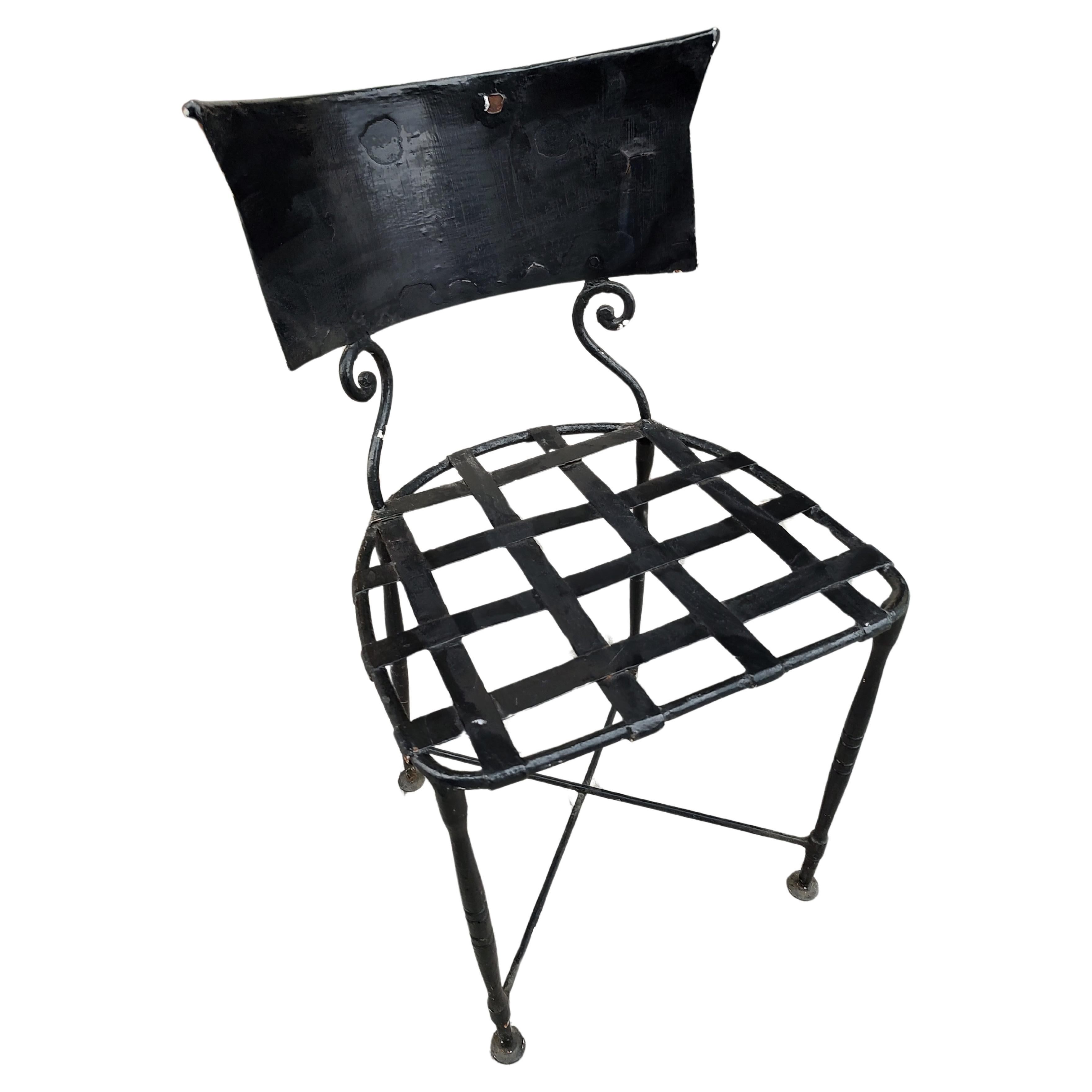 Early 20thc Hand Hammered Wrought Iron Set of 4 French Garden Patio Chairs For Sale 4