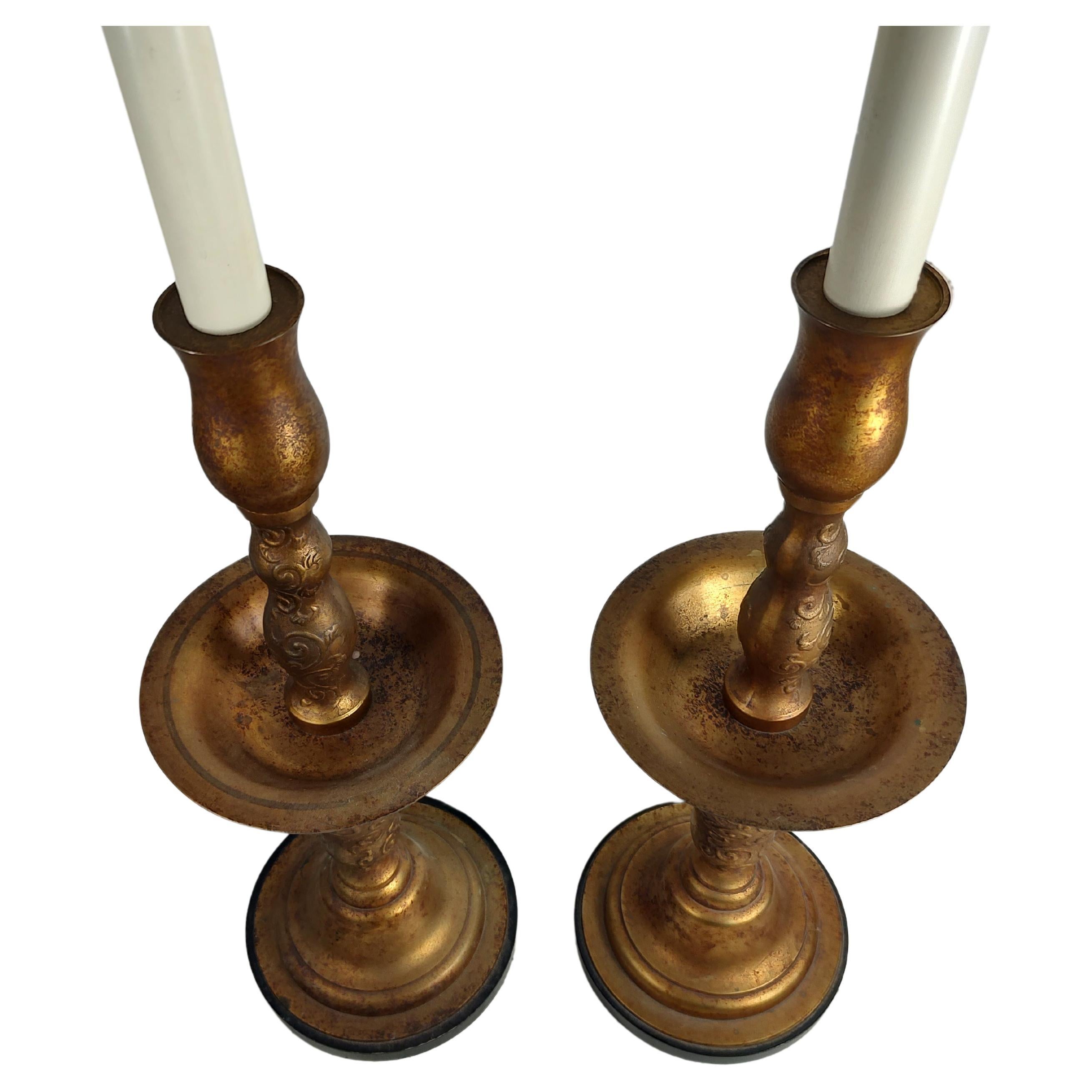 Lampes de table en métal doré de style Hollywood Regency du milieu du siècle dernier en vente 2