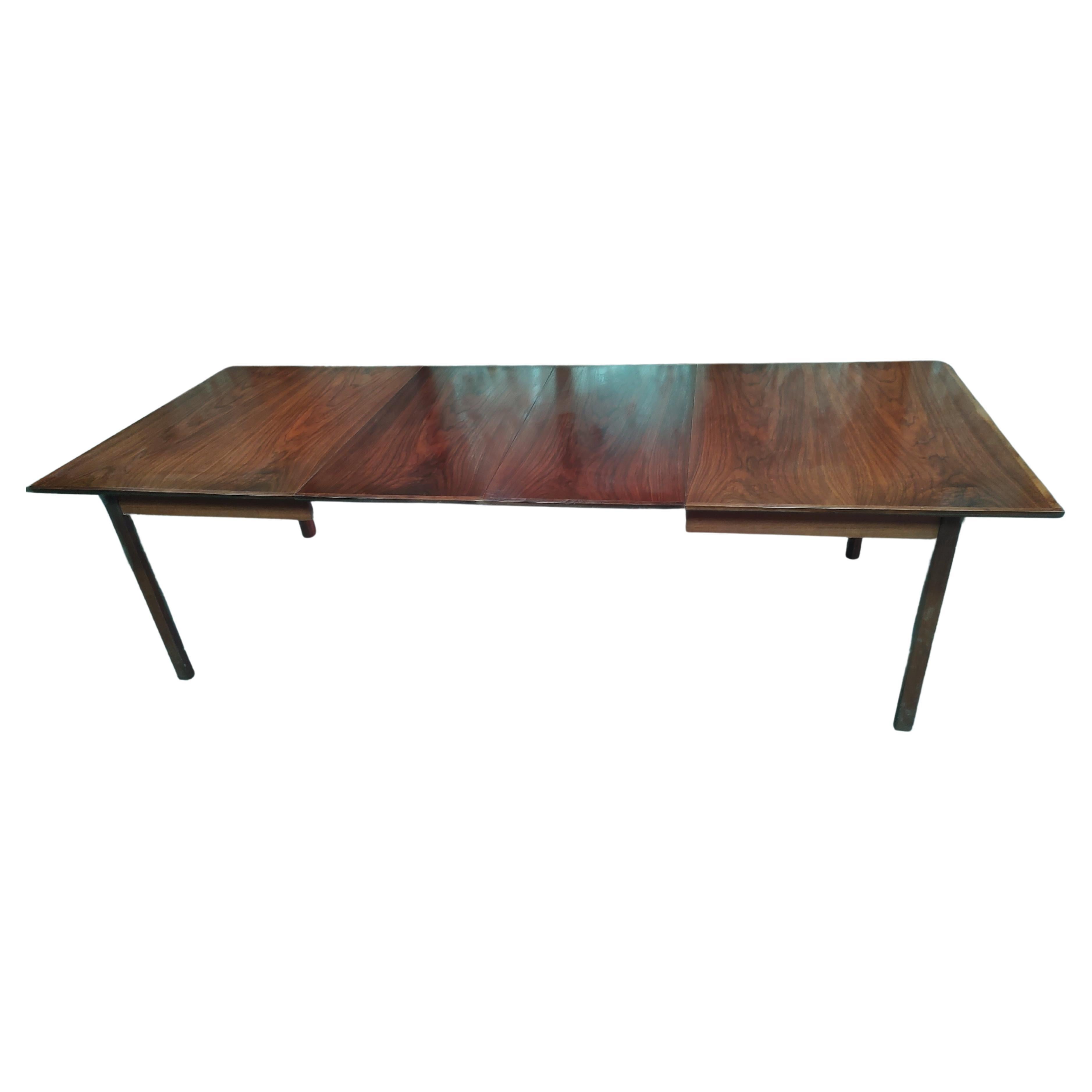 Mid Century Modern Walnut Extension Dining Room Table  For Sale