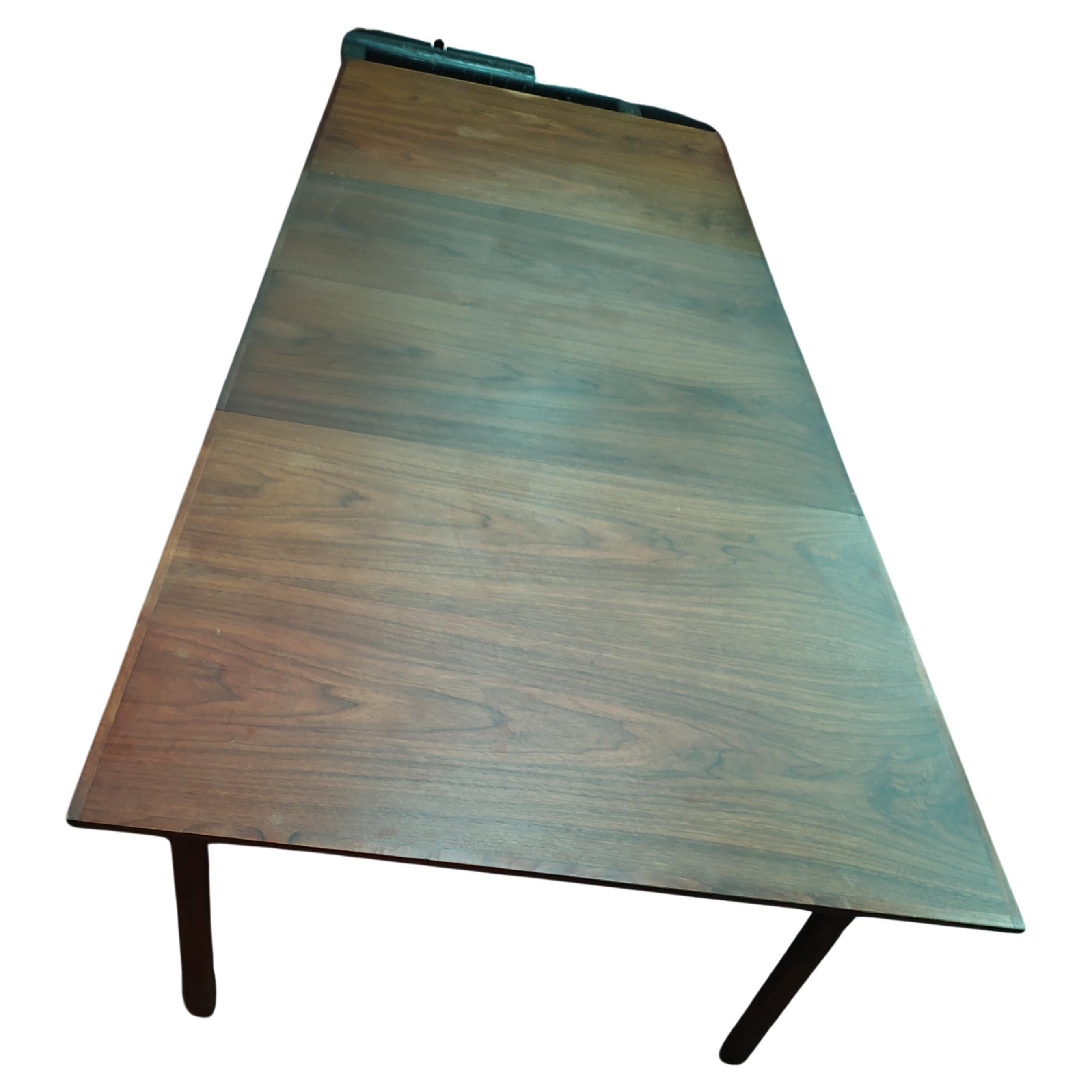 Hand-Crafted Mid Century Modern Walnut Extension Dining Room Table  For Sale