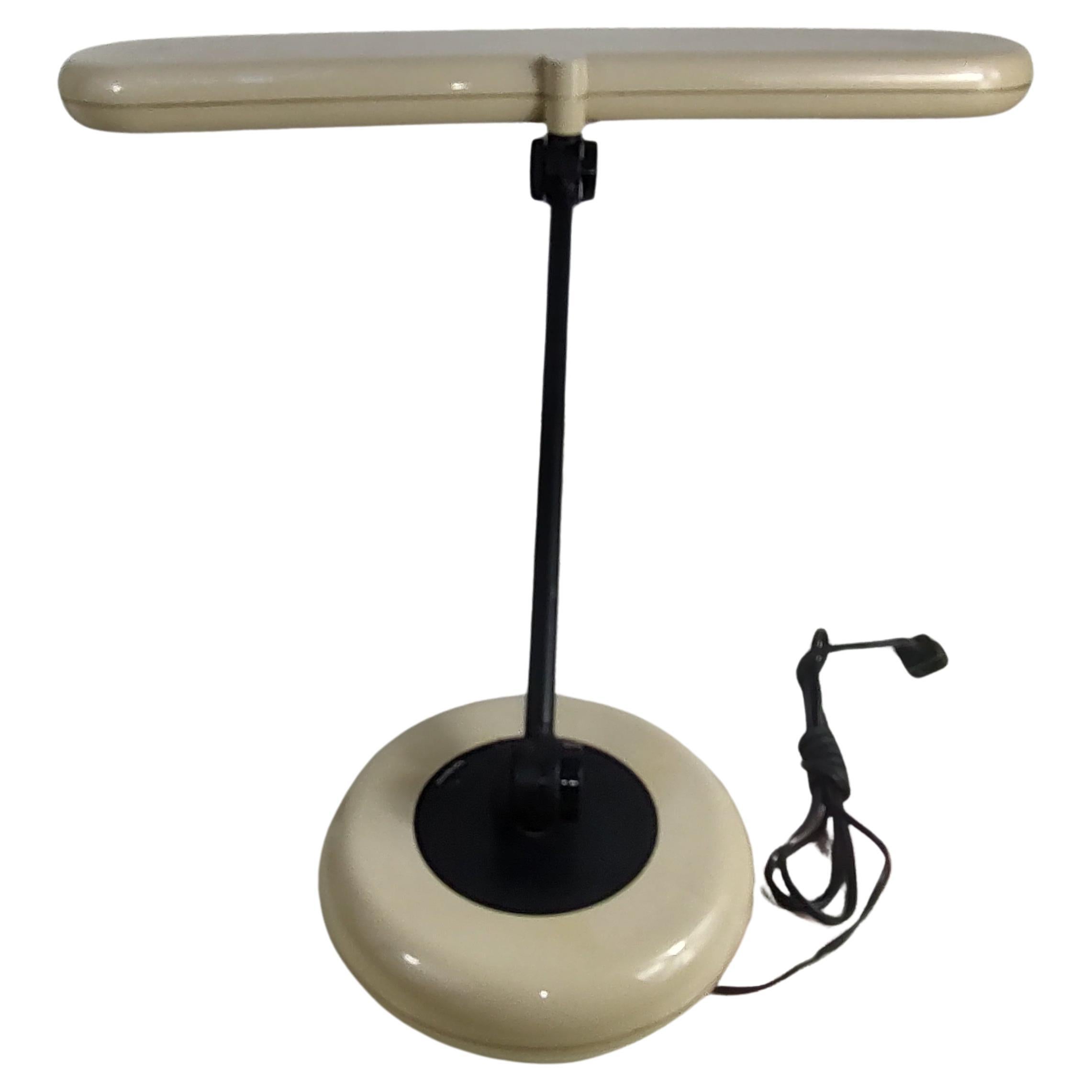 American Mid-Century Modern Sculptural Table Desk Lamp by Park Sherman For Sale