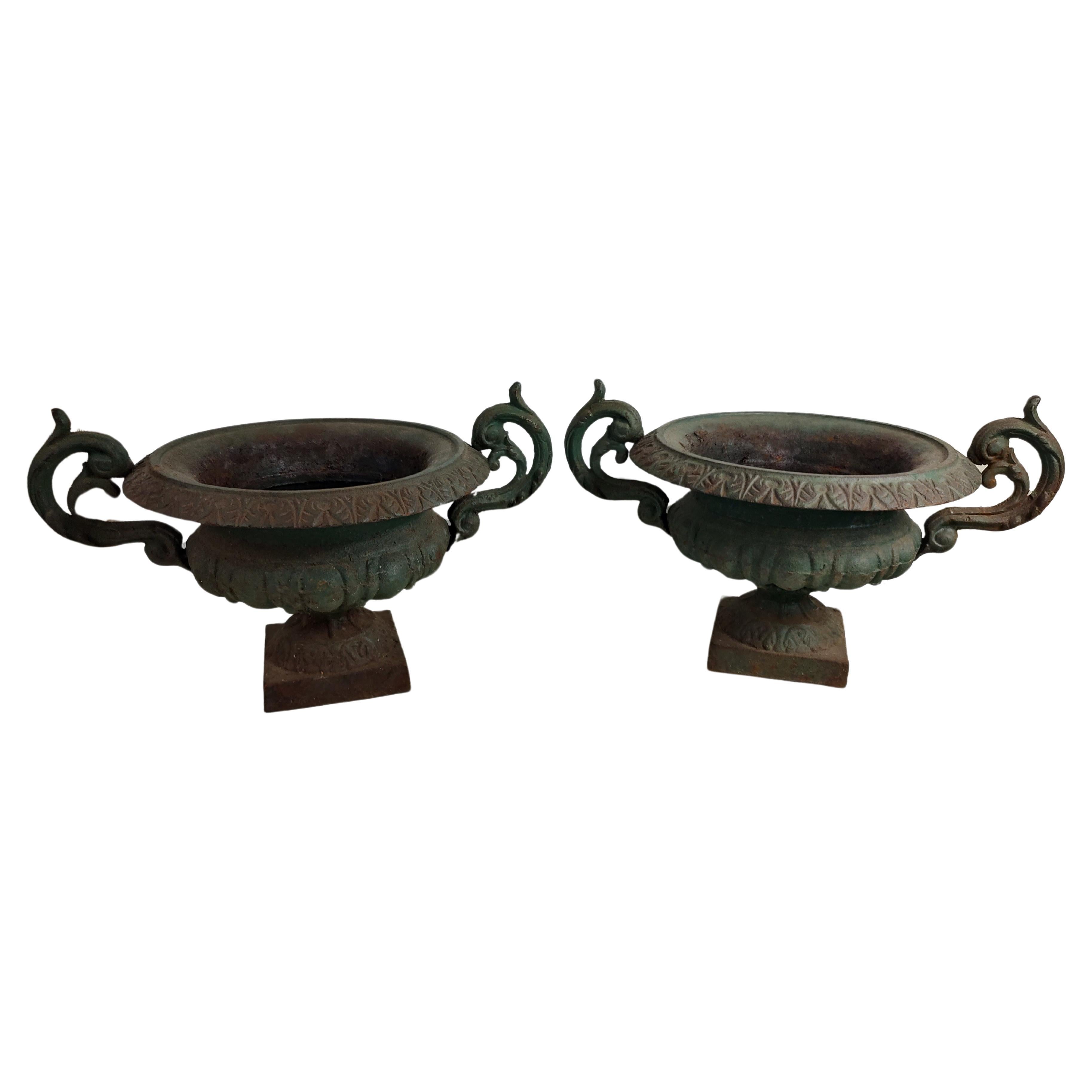 Late Victorian Pair of Victorian Cast Iron Garden Urns with Handles Indoor and Outdoor