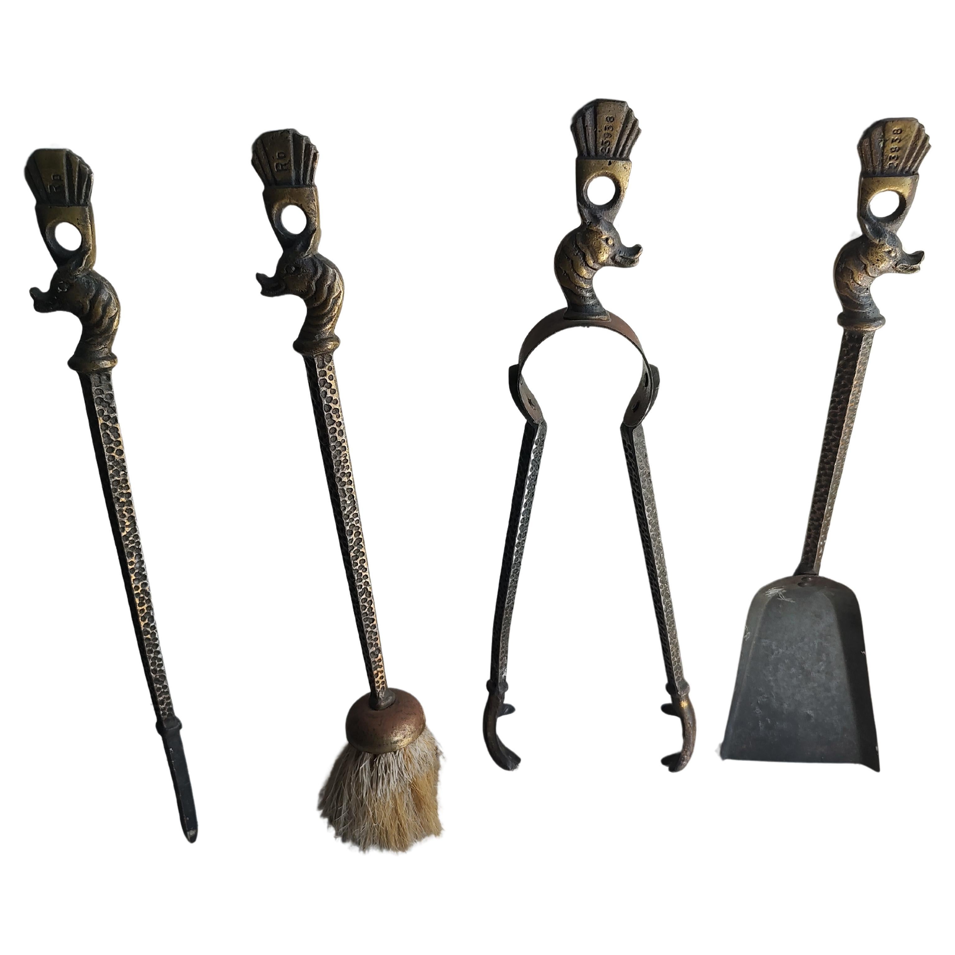 American Arts & Crafts Hammered Figural Brass 5 Piece Set of Fireplace Tools For Sale