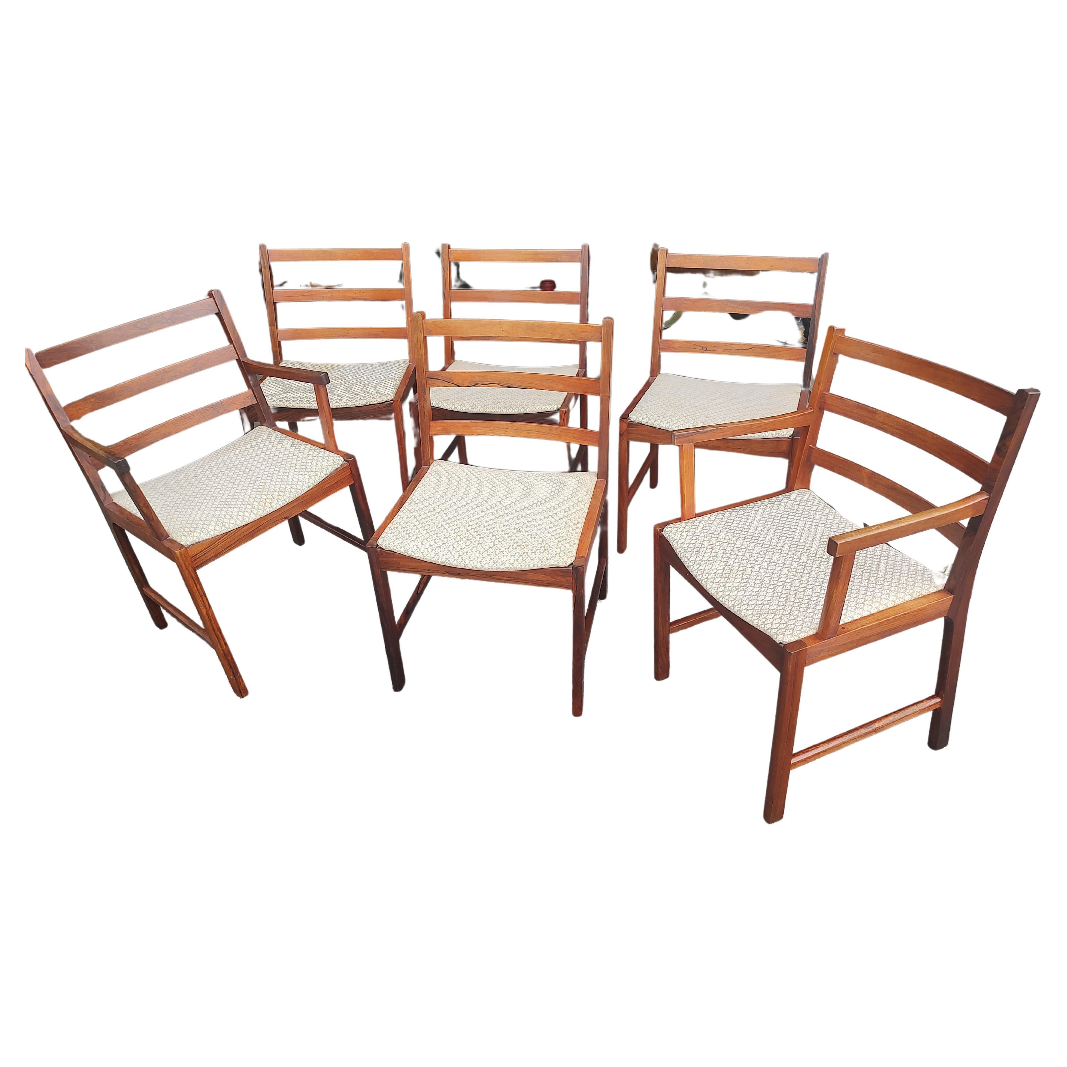 Ensemble de 6 chaises de salle à manger danoises en bois de rose de style Niels Moller, mi-siècle moderne  en vente