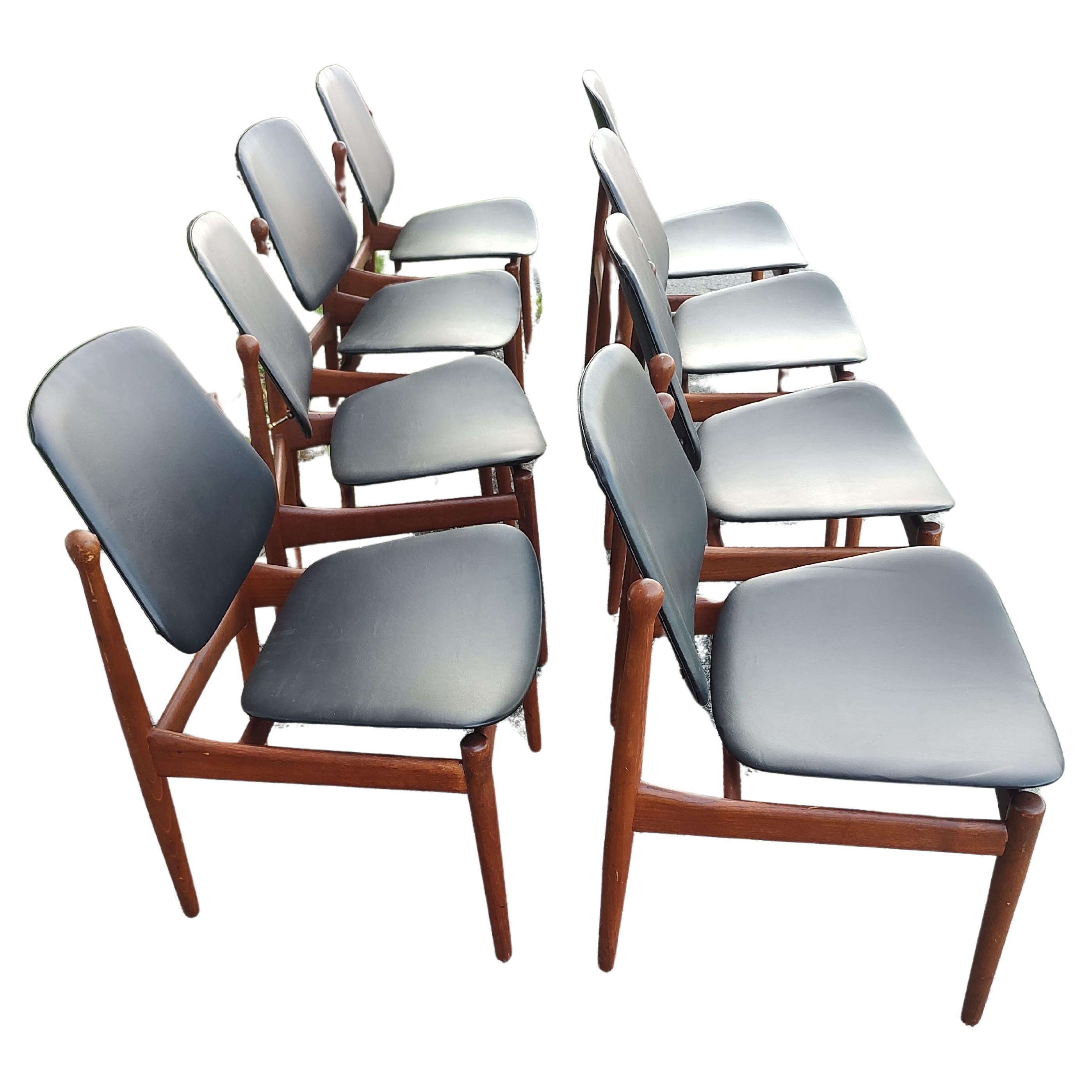 Arne Vodder Set of 8 Mid Century Danish Modern Dining Chairs France & Daverkosen For Sale 6