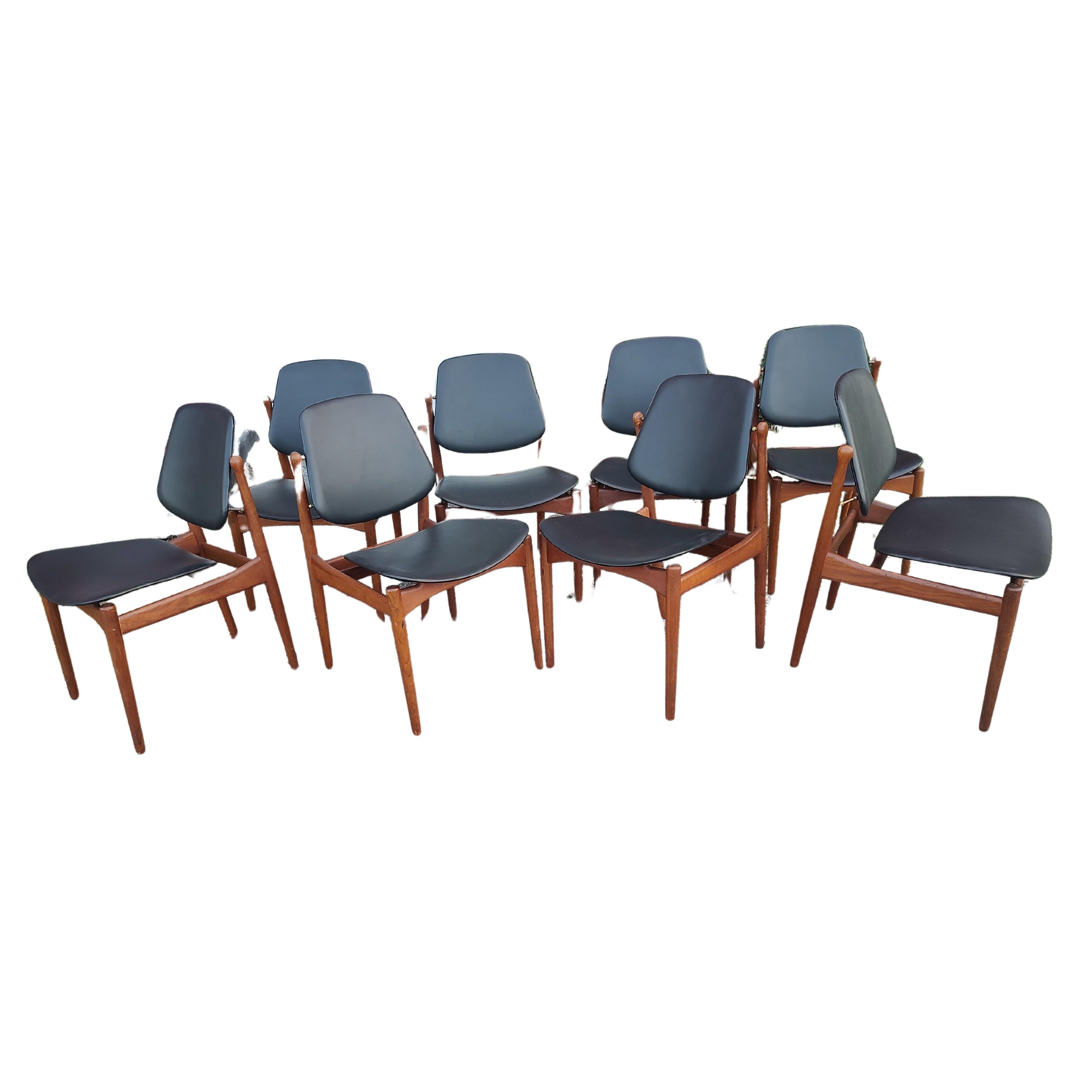 Ensemble de 8 chaises de salle à manger danoises modernes du milieu du siècle par Arne Vodder, France & Daverkosen en vente 1