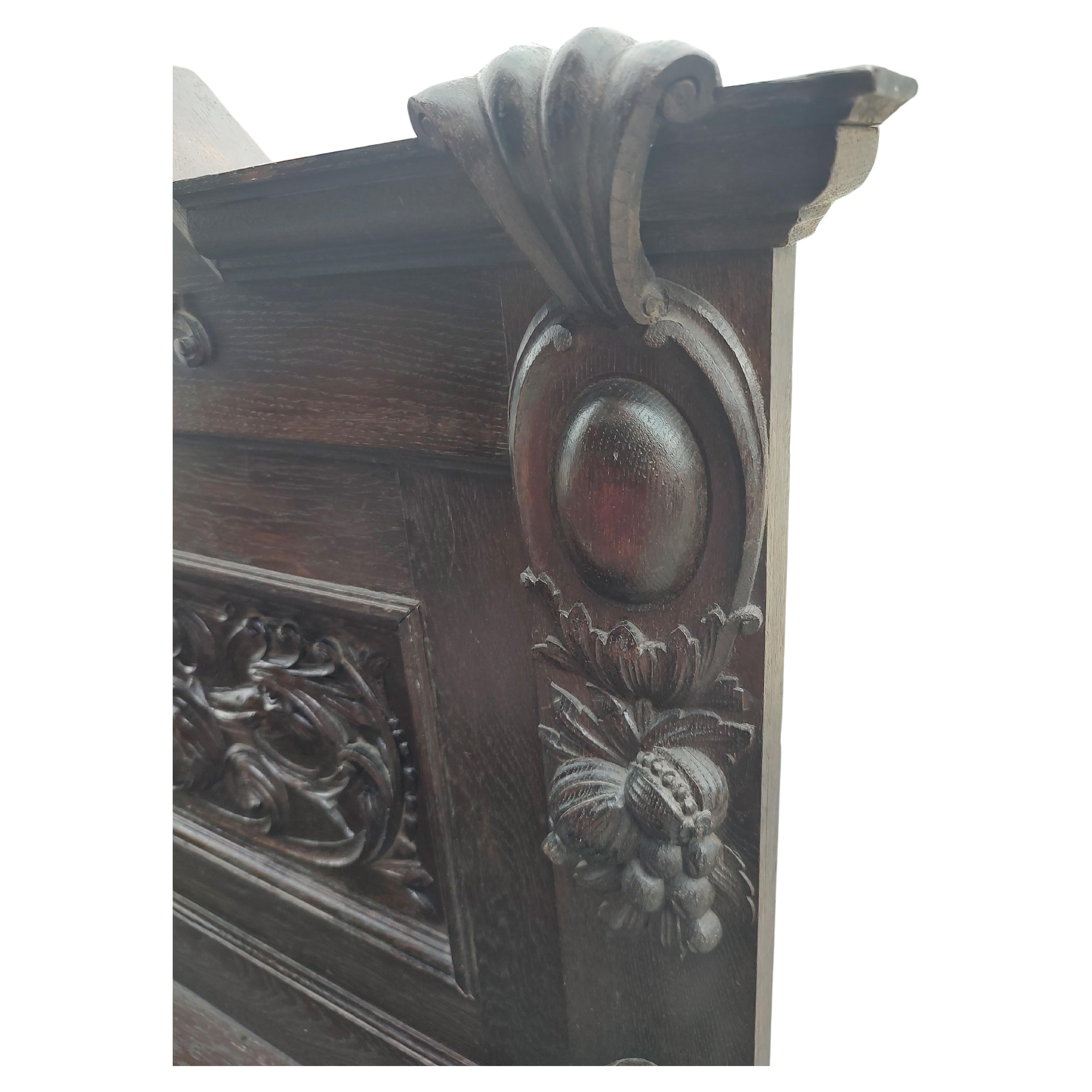 Gothic Revival 19th Century Highly Carved English Oak Bench Hall Seat w Carved Lions & Dragons For Sale
