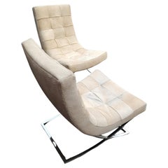 Coppia di sedie da salotto Williams Sonoma James con peli di cuoio e basi cromate X