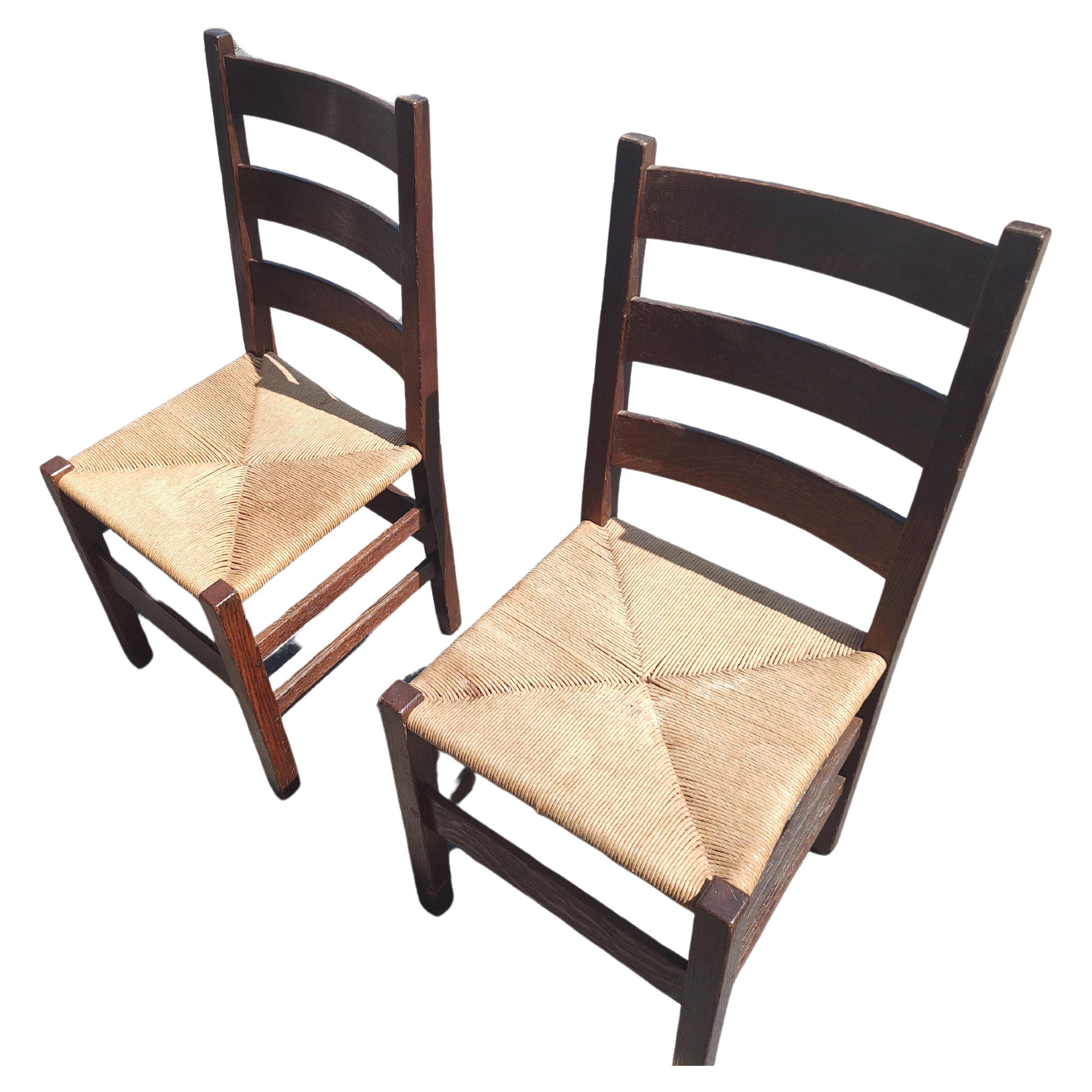 Arts and Crafts Pair of Arts & Crafts Mission Oak Side Chairs by Gustav Stickley C1910 For Sale