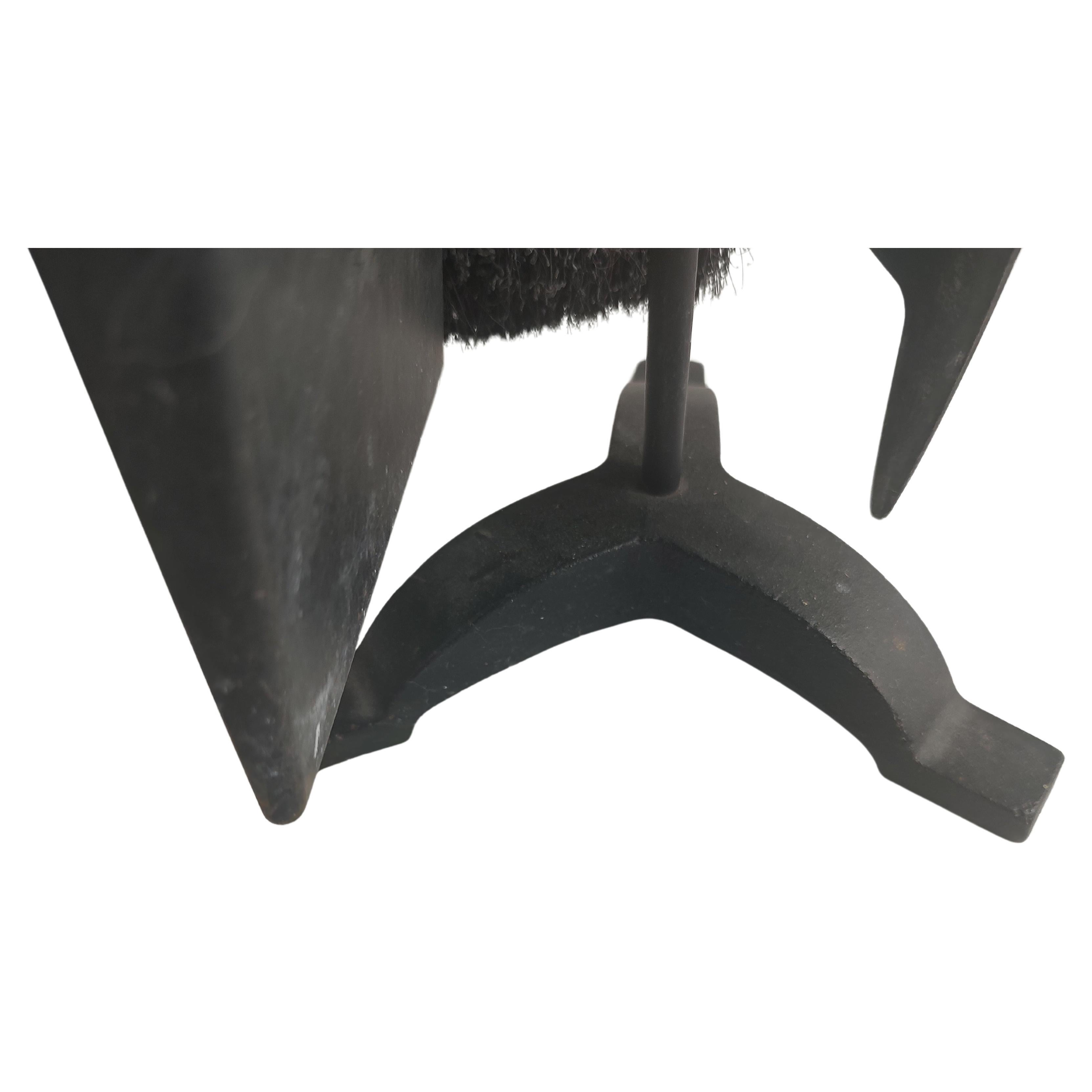 Mid Century Modern Iron & Brass Petite 4 piece set of Fireplace Tools (amerikanisch) im Angebot