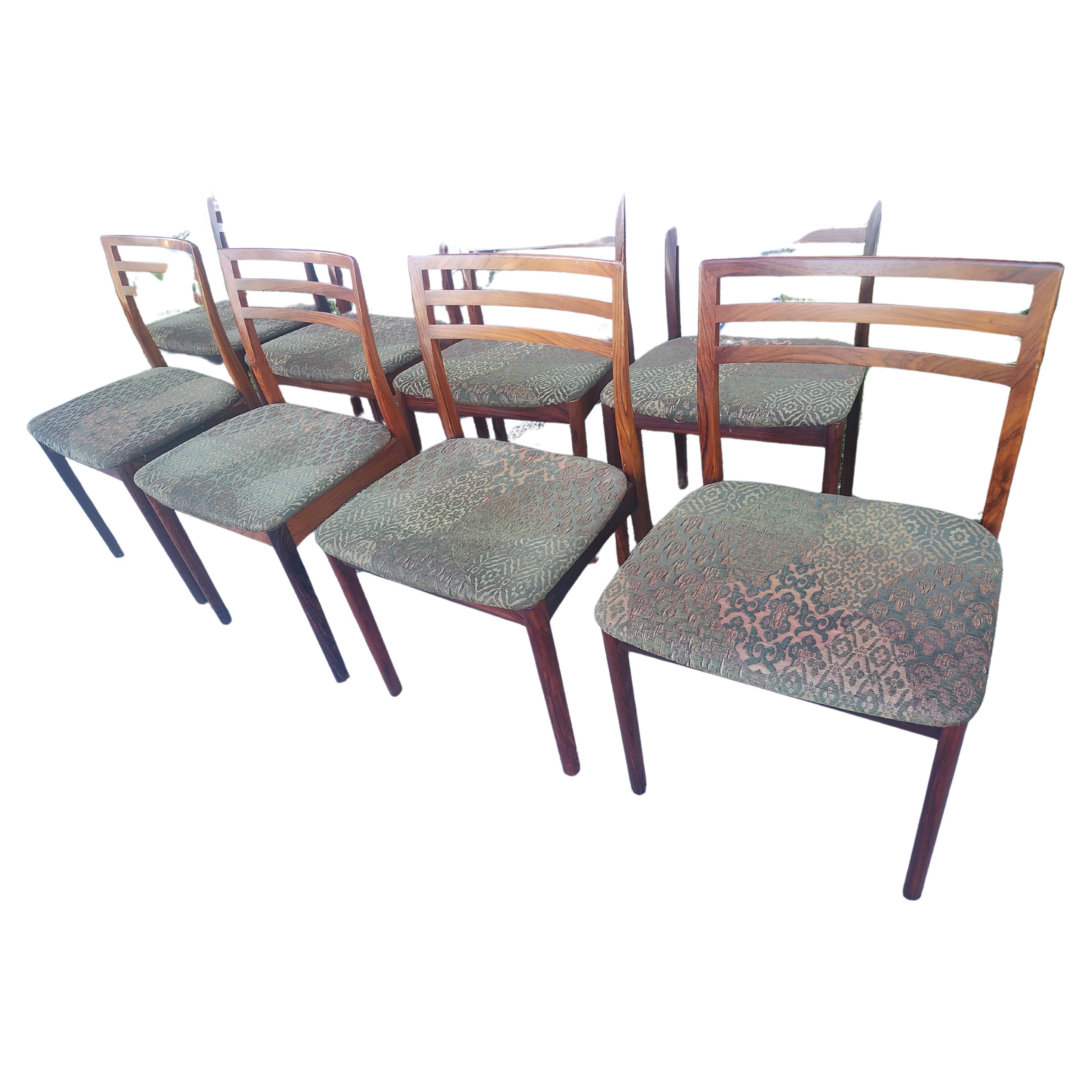 Eight Mid Century Danish Rosewood Ladderback Dining Chairs by Niels Moeller In Good Condition For Sale In Port Jervis, NY