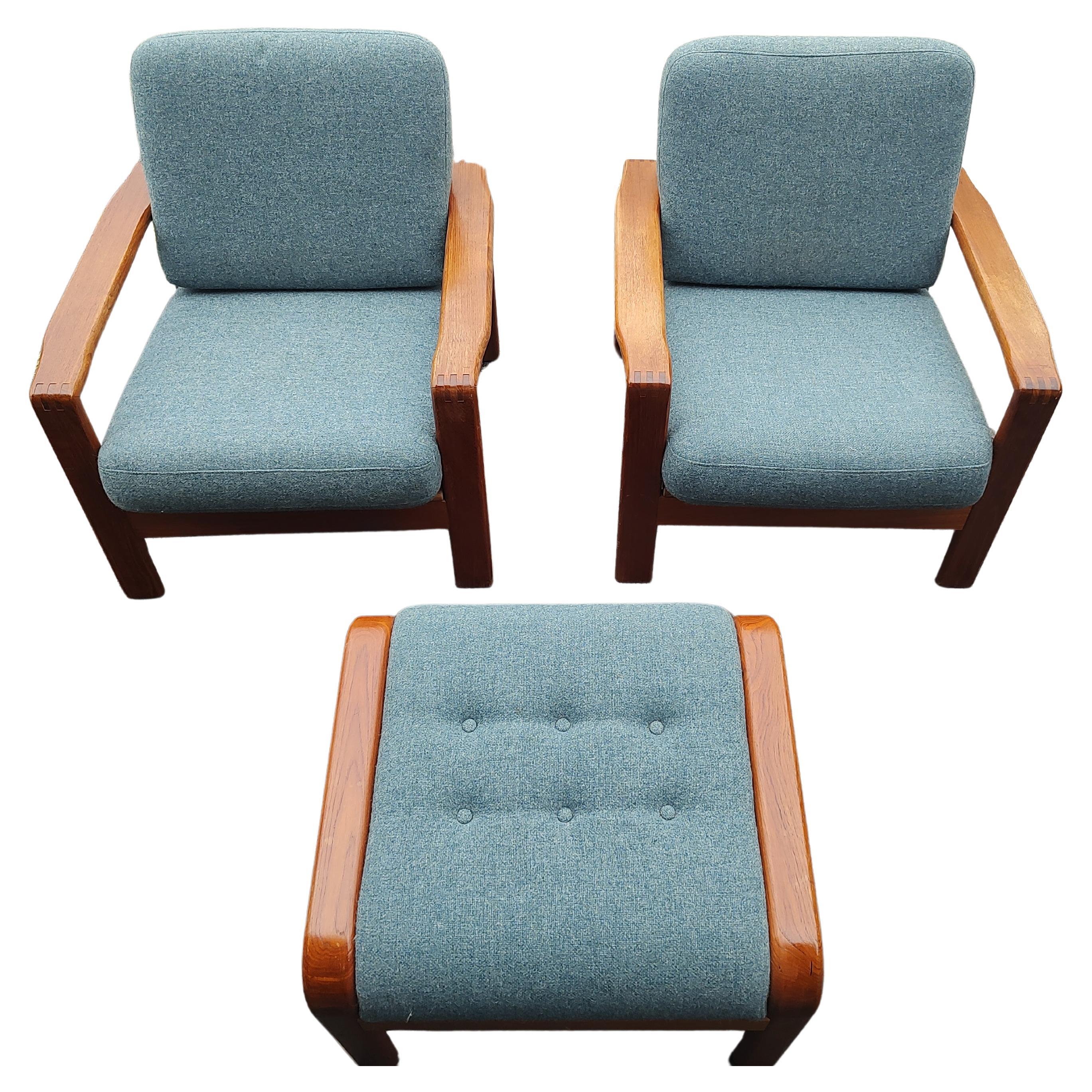 Mid Century Modern Danish Teak 3pc set Pair of Armchairs with Matching Ottoman  For Sale 3