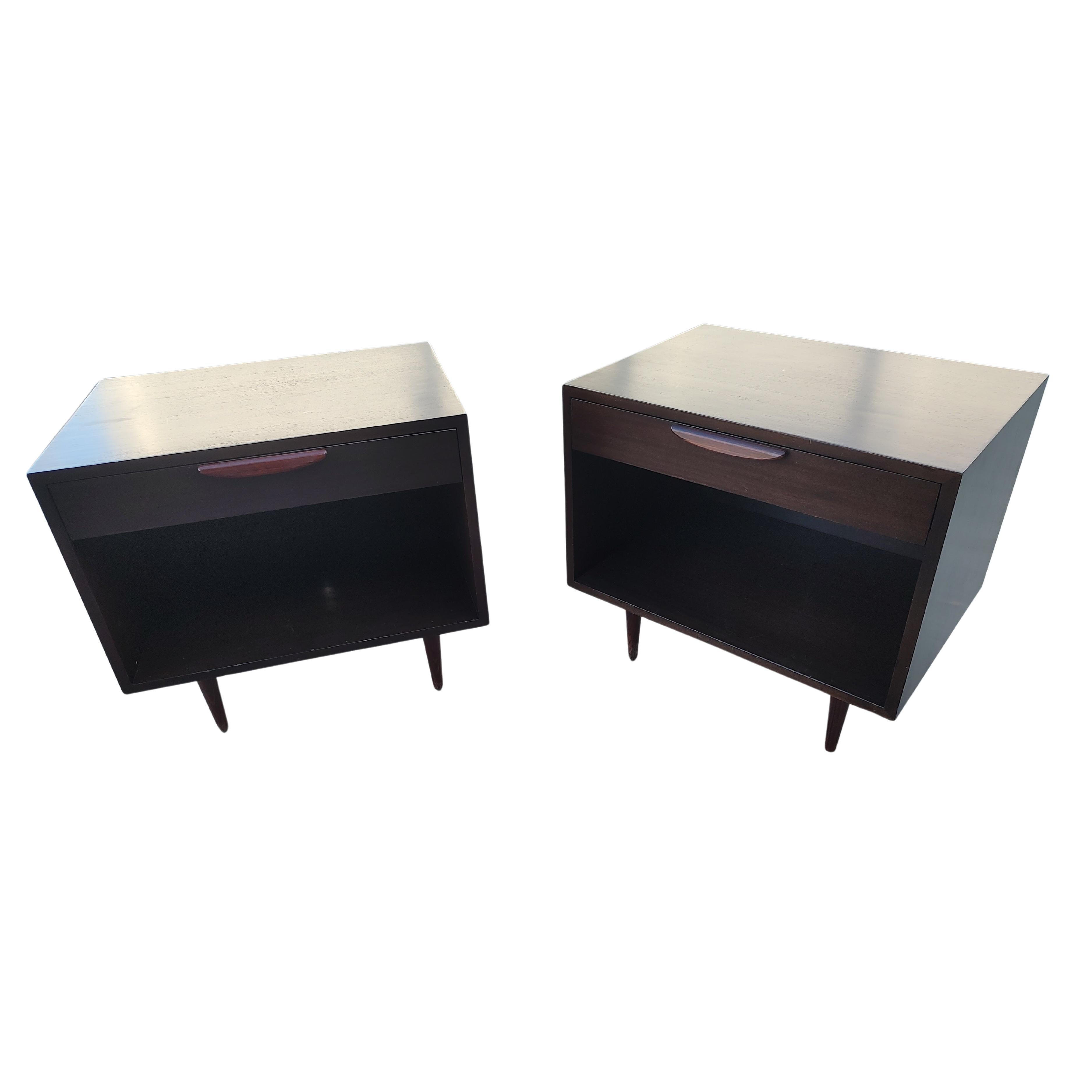 Pair of Mid Century Modern Mahogany Night Stands by Harvey Probber C1965 For Sale