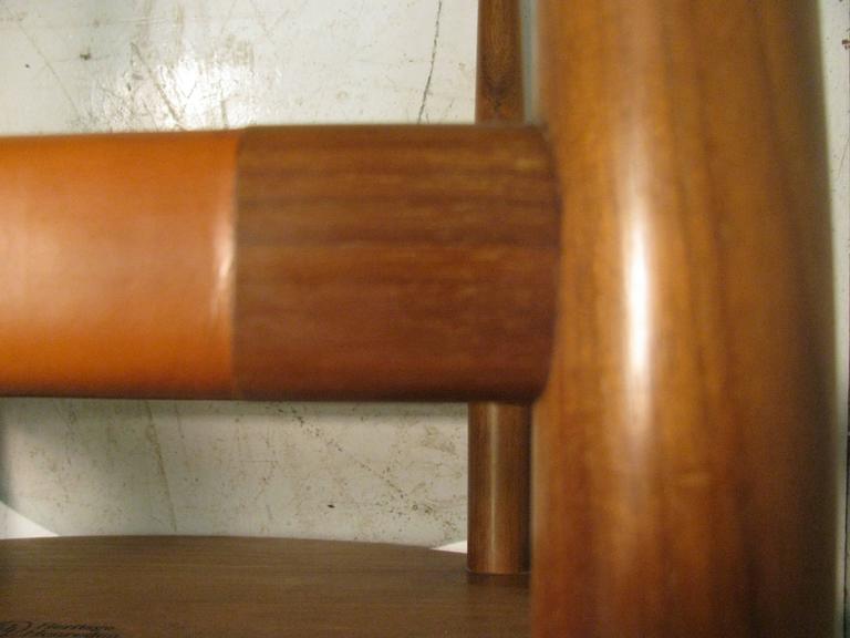 MidCentury Modern Leather Top Round Cocktail Table Henredon Heritage