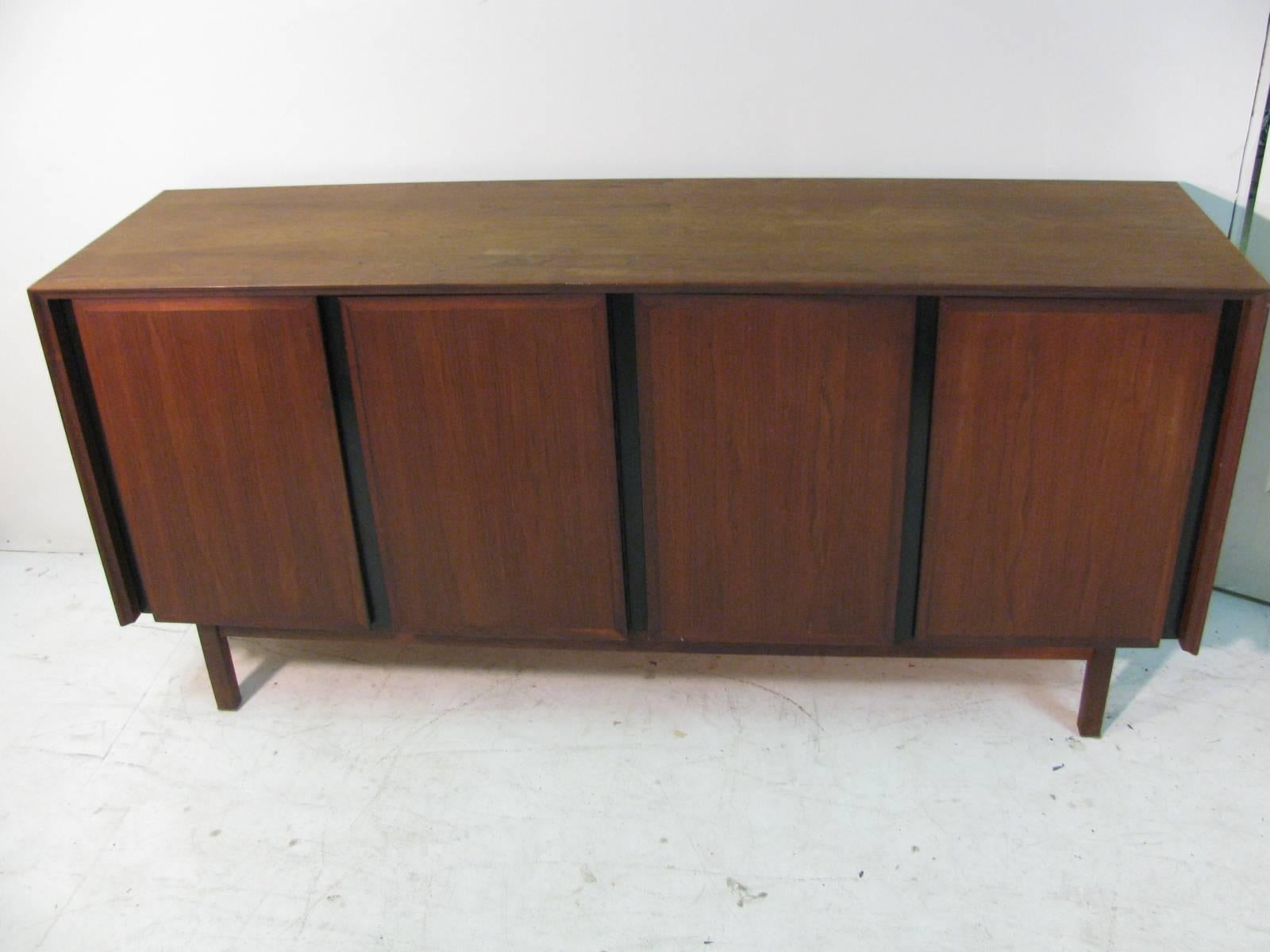 American Mid-Century Modern Walnut Four-Door Credenza Manner of Florence Knoll