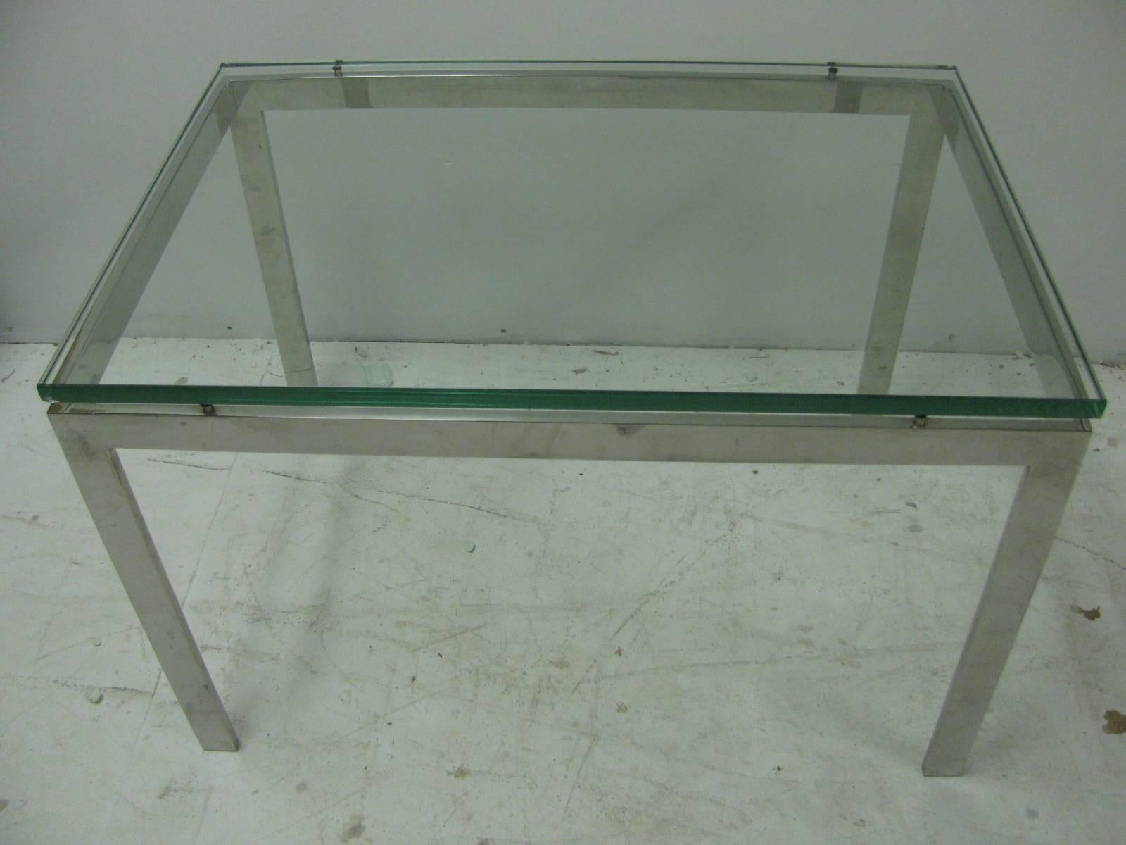 Pair of Mid-Century Modern Nickel Chrome Steel Tables with Dimensional Glass Top For Sale 3