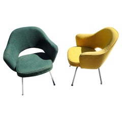 Ein Paar „Mid-Century Modern“-Chefsessel von Eero Saarinen für Knoll