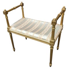Mid-Century French Louis XIV Hollywood Regency Window Bench in Carved Giltwood