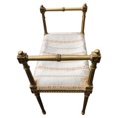 Mid-Century French Louis XIV Hollywood Regency Window Bench in Carved Giltwood