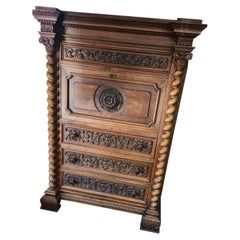 C 1865: Segretaria francese ribaltabile in noce con intagli molto elaborati e colonne a spirale