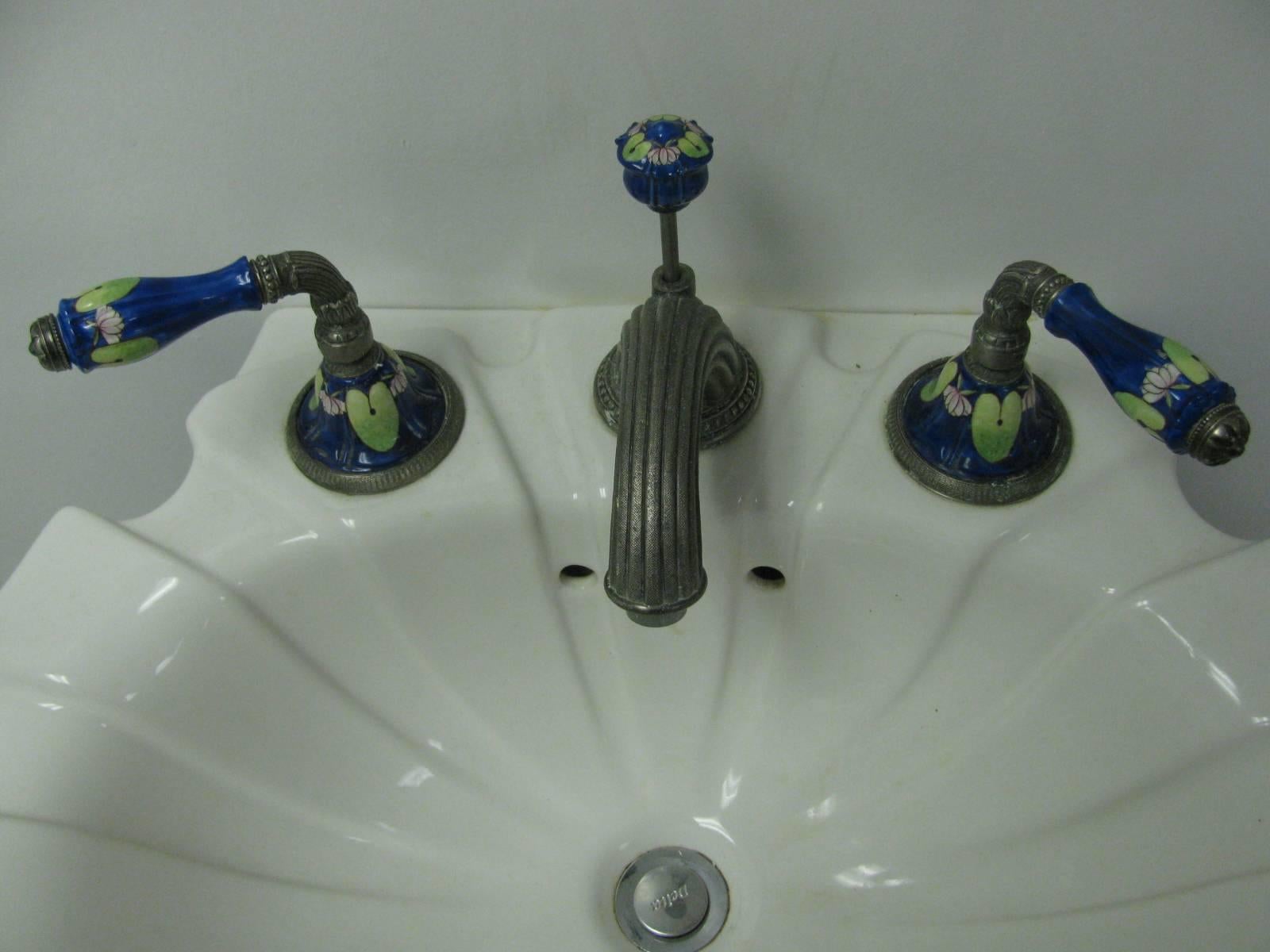 hand painted pedestal sinks