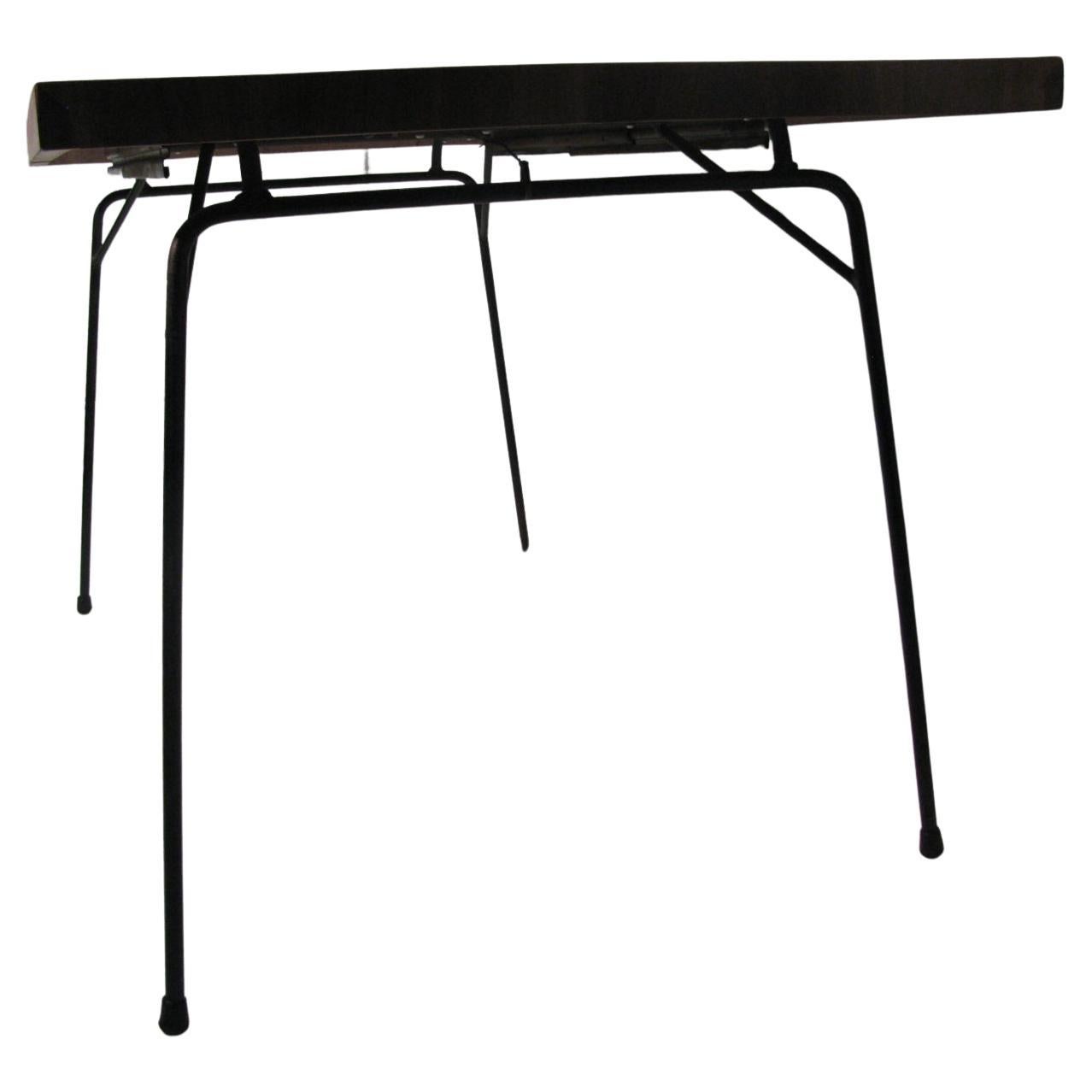 Mid-Century Modern Table de salle à manger en noyer noir et fer de Clifford Pascoe, moderne du milieu du siècle dernier en vente