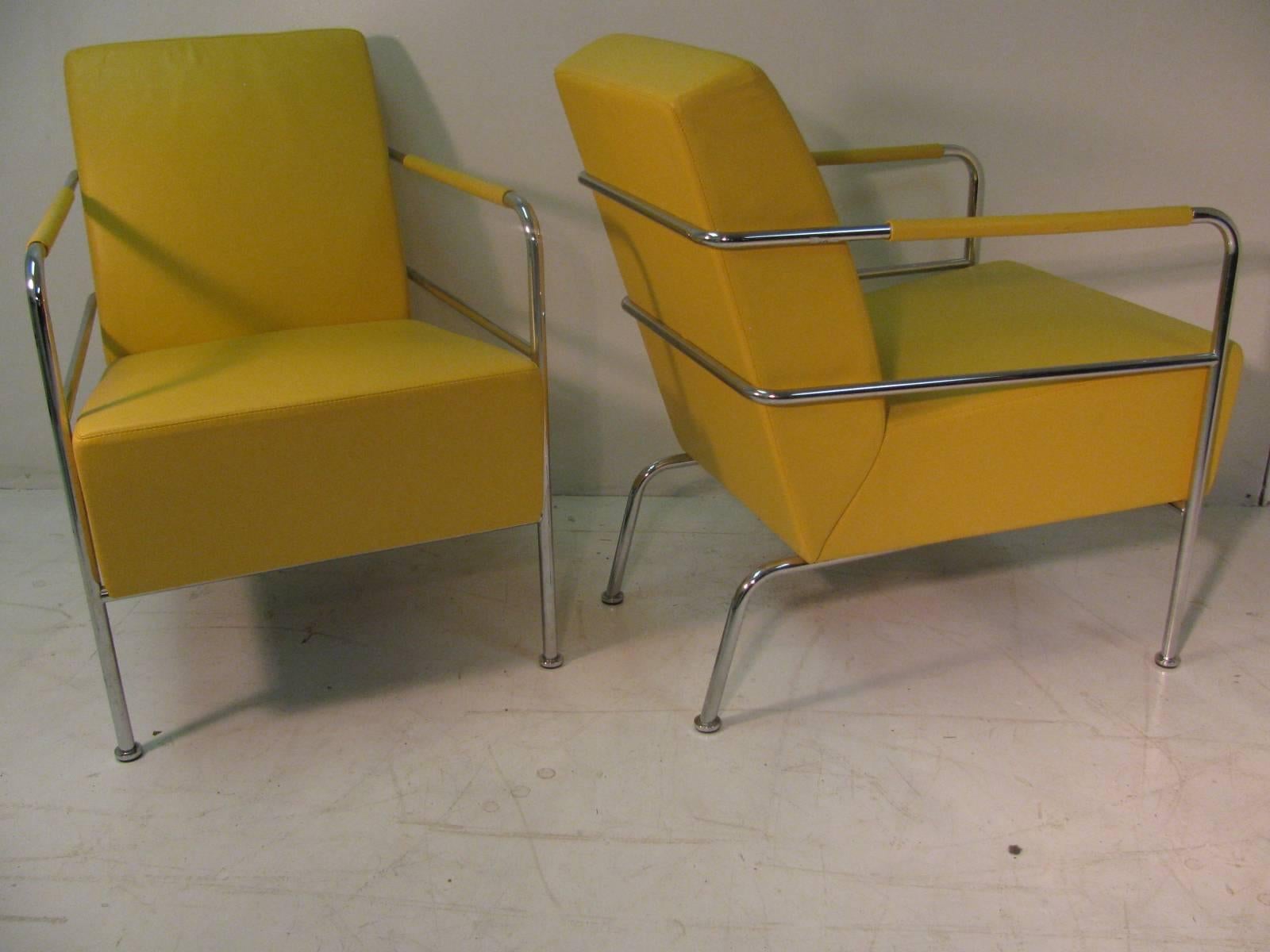 Late 20th Century Fabulous Pair of Mid-Century Modern Leather with Chrome Club Lounge Chairs