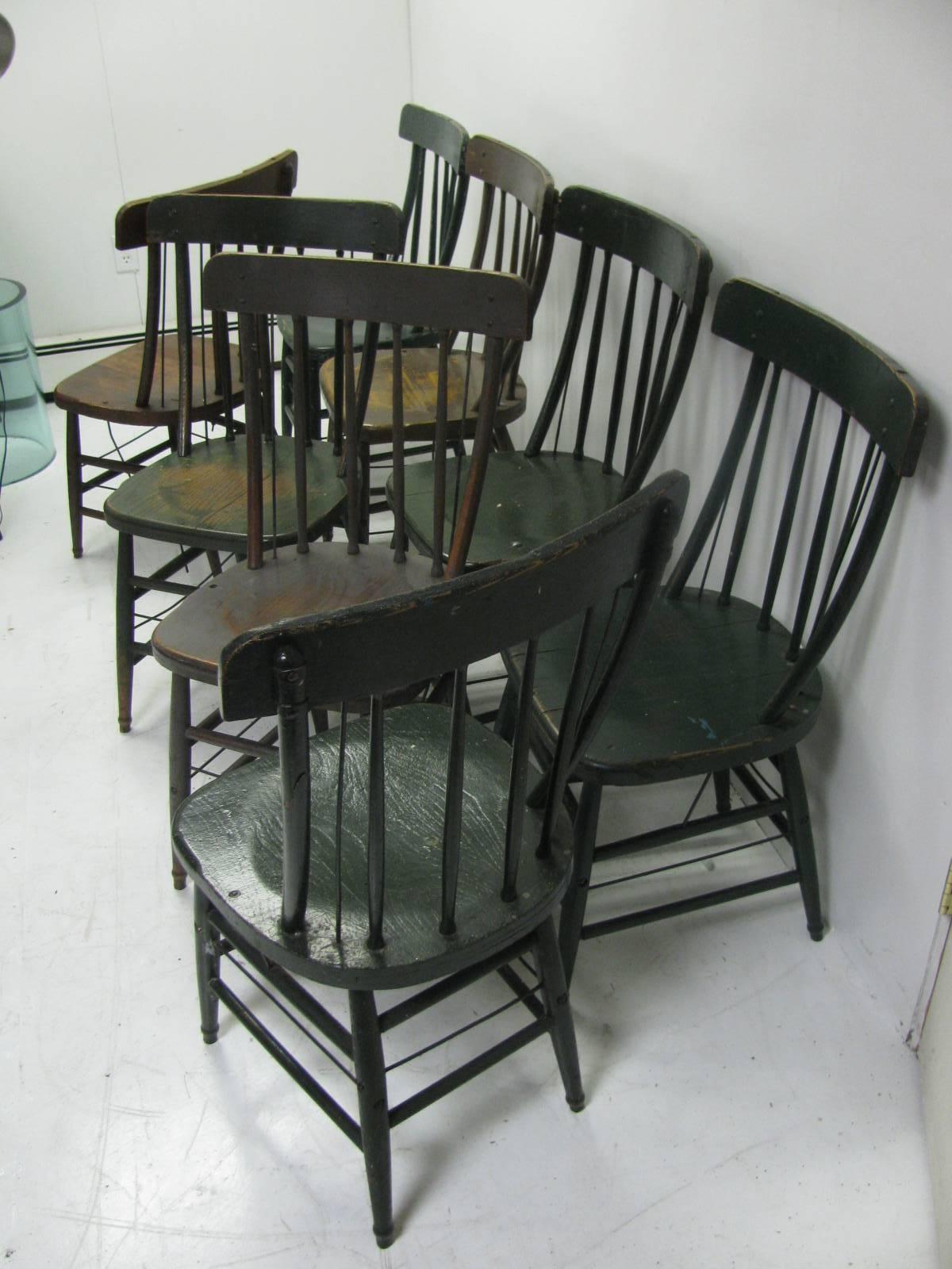 Set of Eight Late 19th Century American Farmhouse Primitive Chairs In Good Condition In Port Jervis, NY