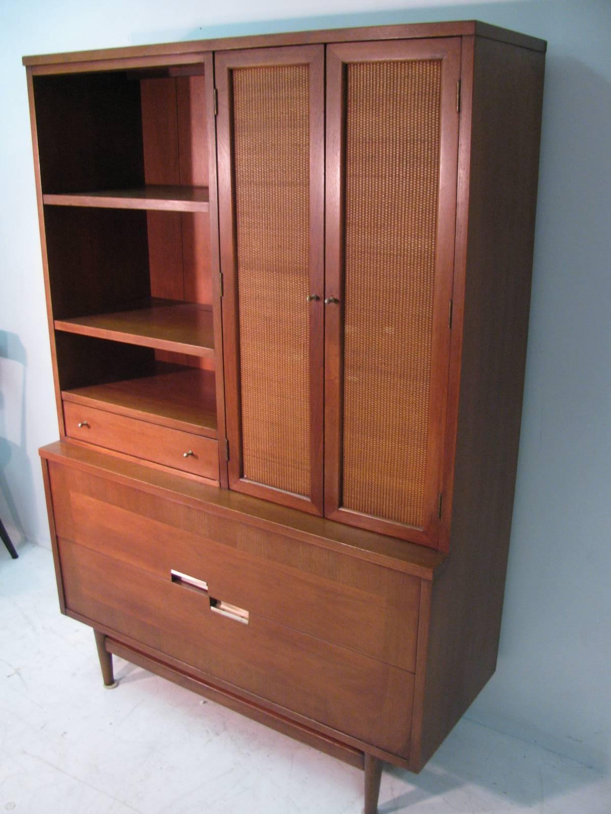 Mid-Century Modern Walnut Dining Room Cabinet Credenza by Merton Gershun In Excellent Condition In Port Jervis, NY